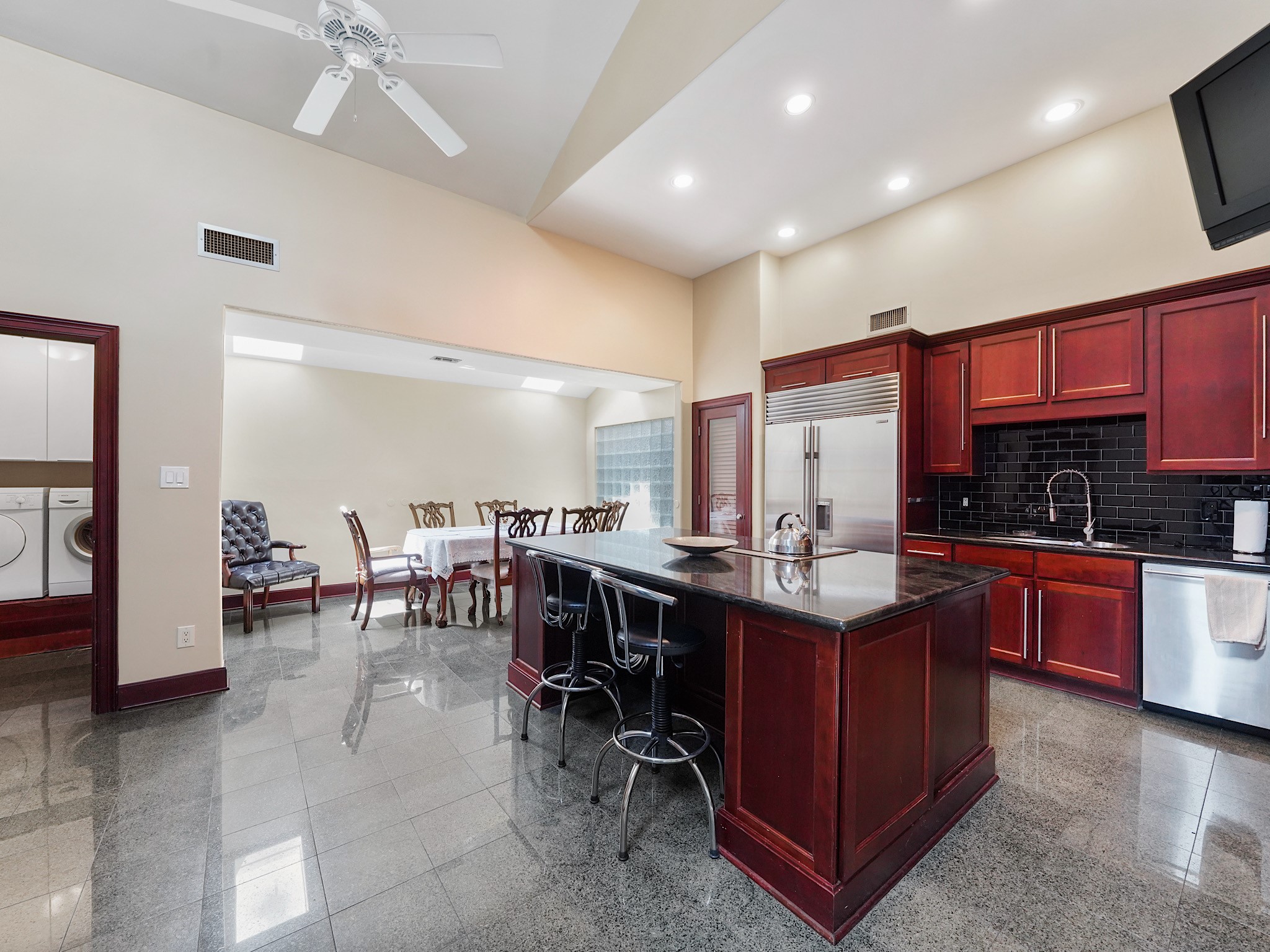 4106 Sun Meadow Drive Property Photo 4