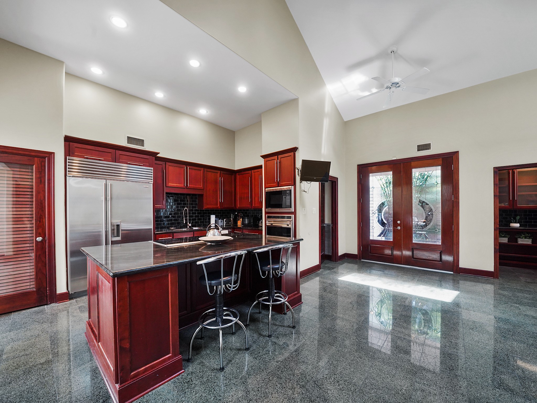 4106 Sun Meadow Drive Property Photo 6