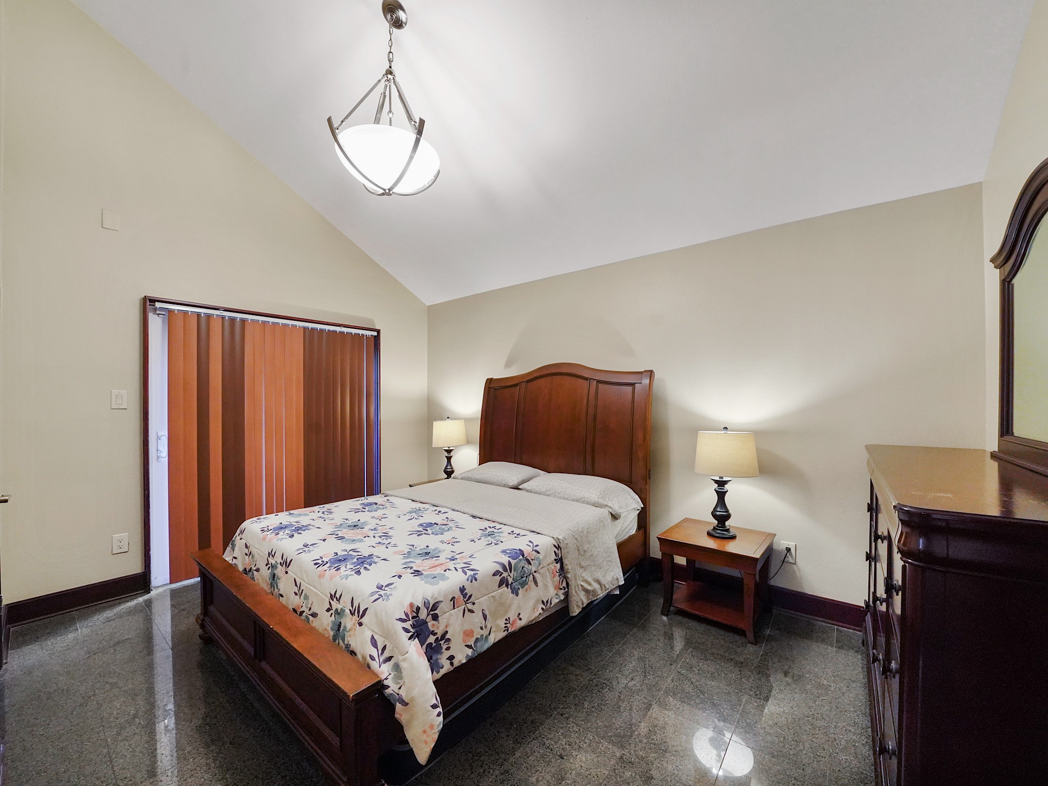4106 Sun Meadow Drive Property Photo 14