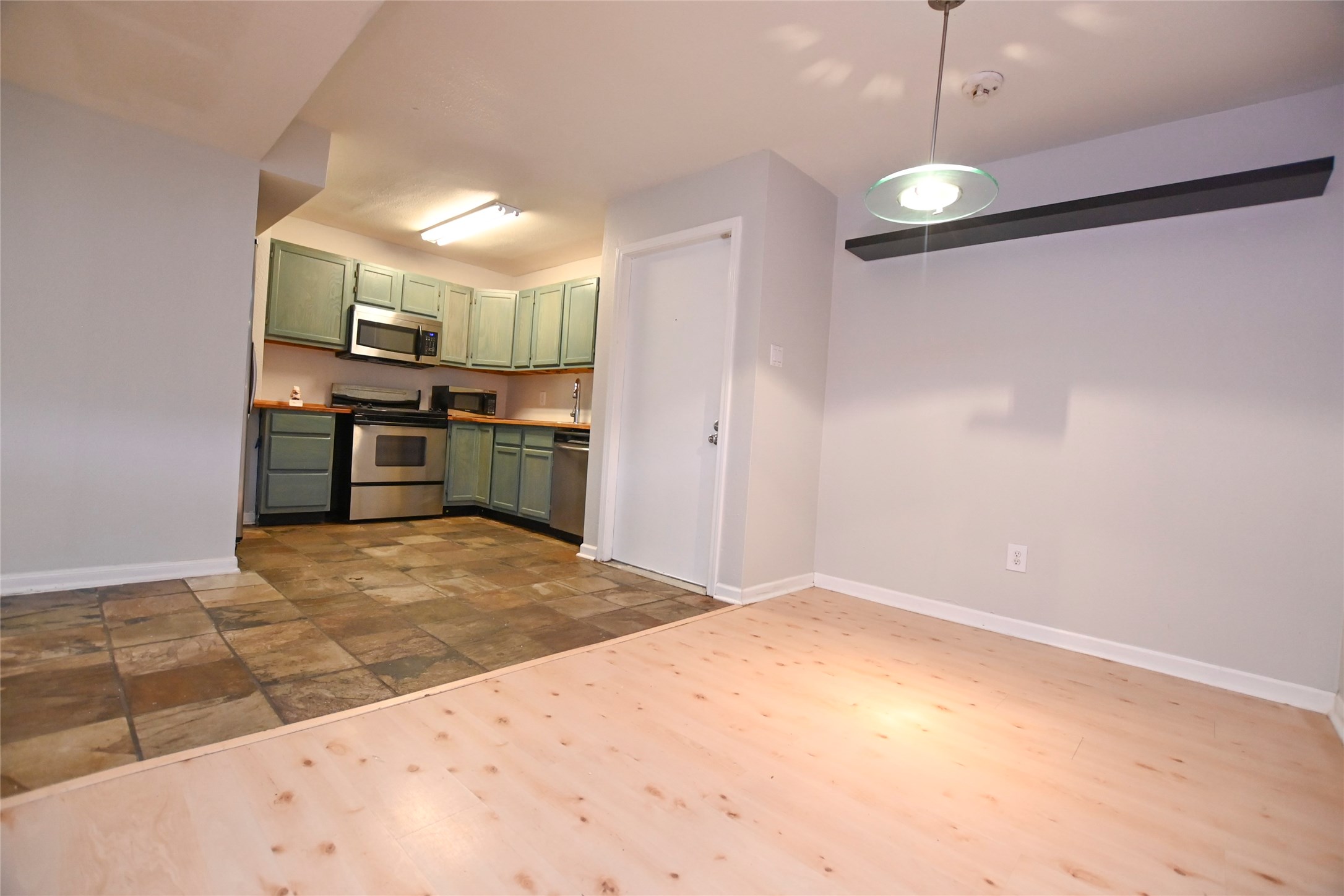 8423 Hearth Drive 2 Property Photo 2