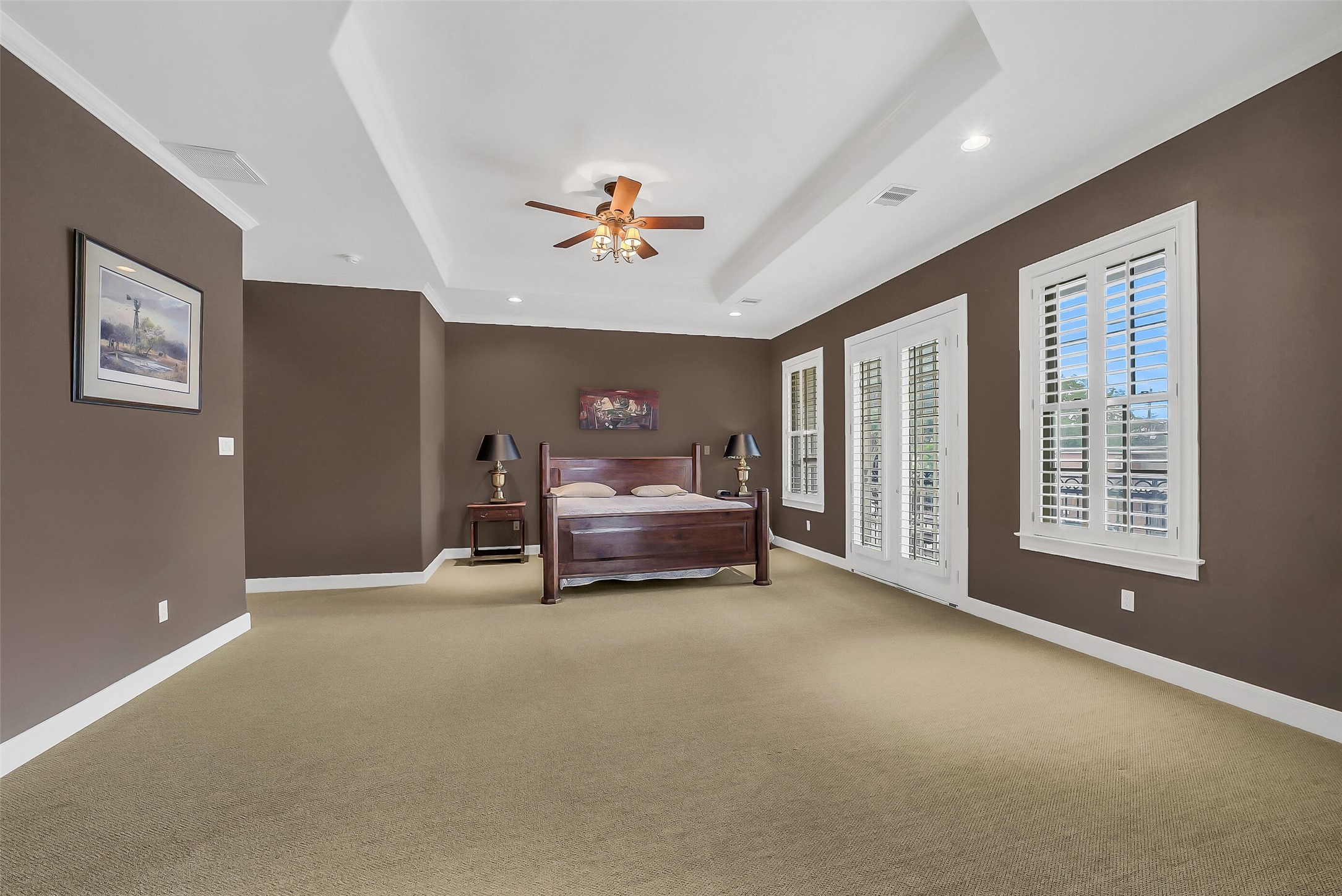 6317 Riverview Way Property Photo 4