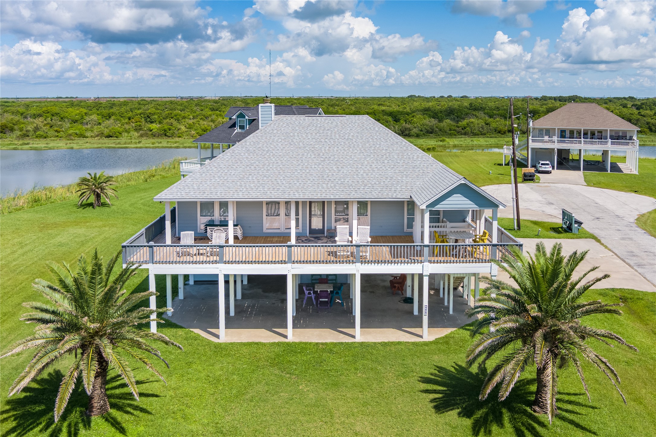 4041 Biscayne Beach Road Property Photo 1