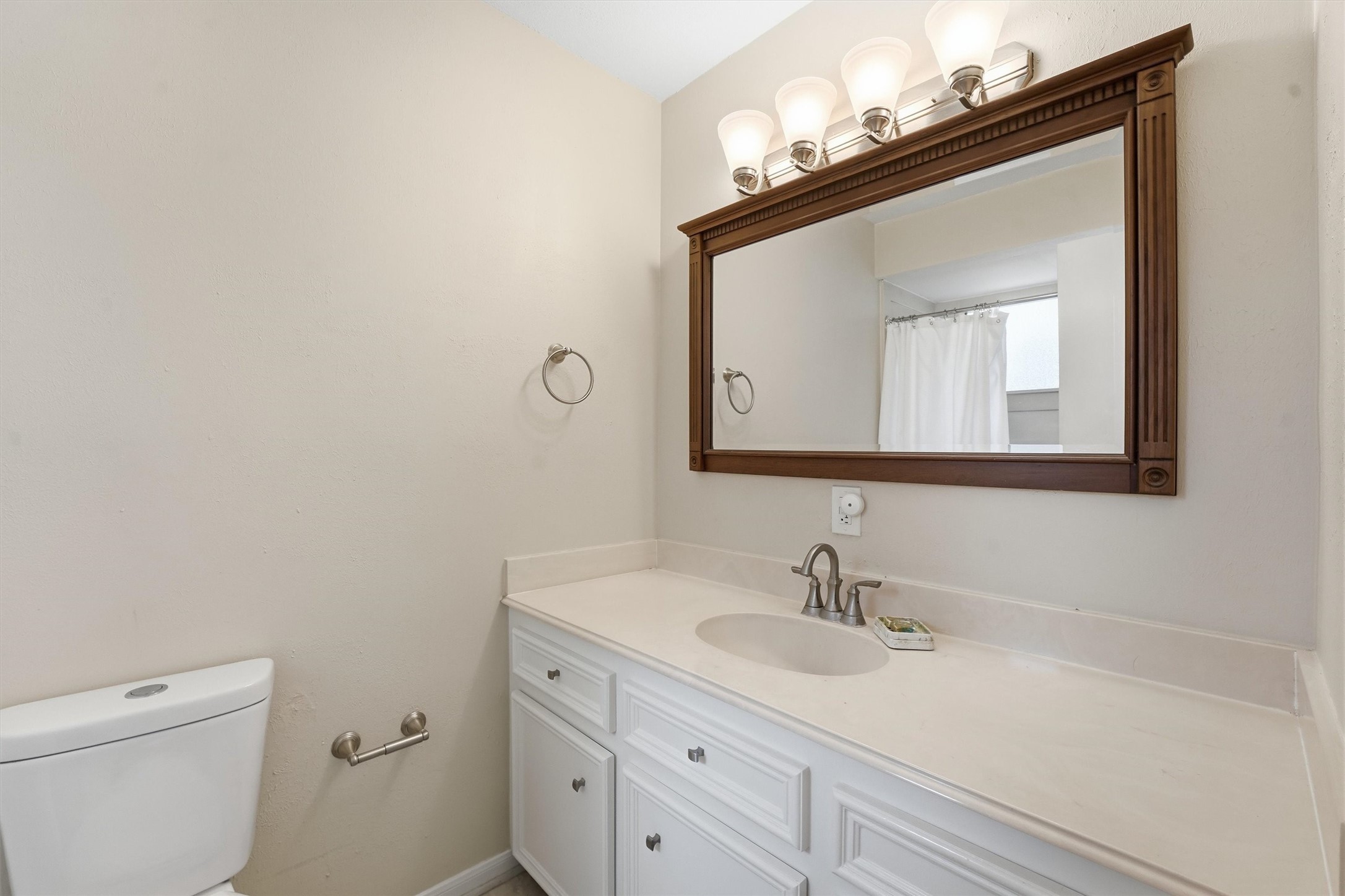 3822 Lakewood Drive Property Photo 15