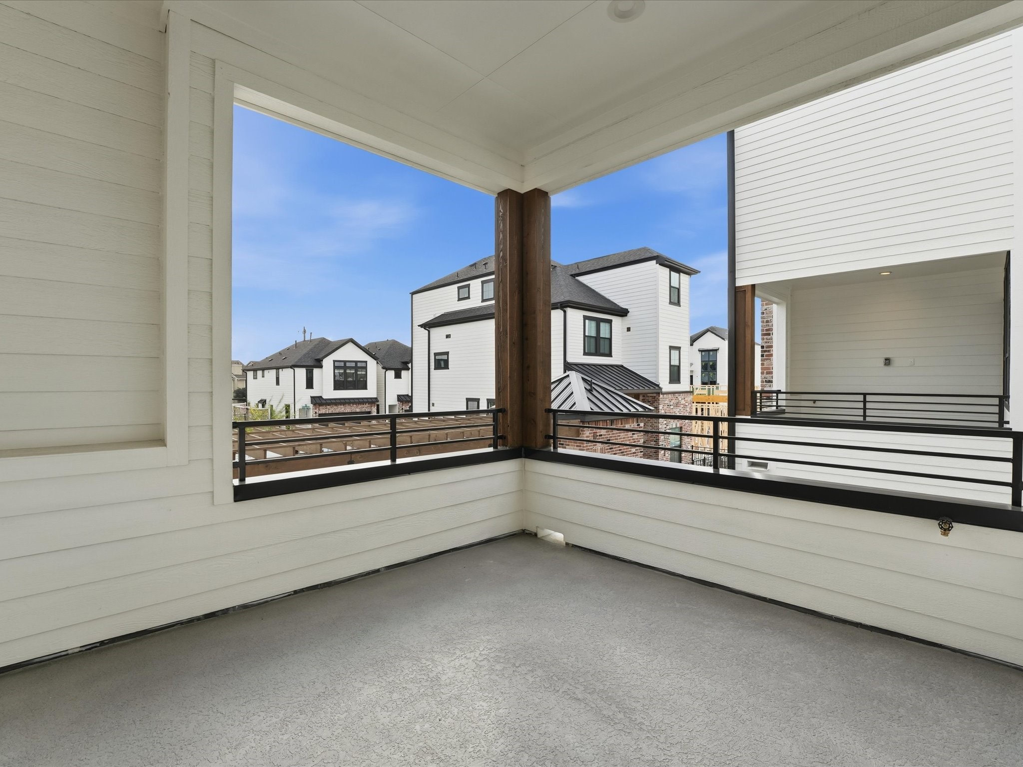 9207 Fort George Street Property Photo 15
