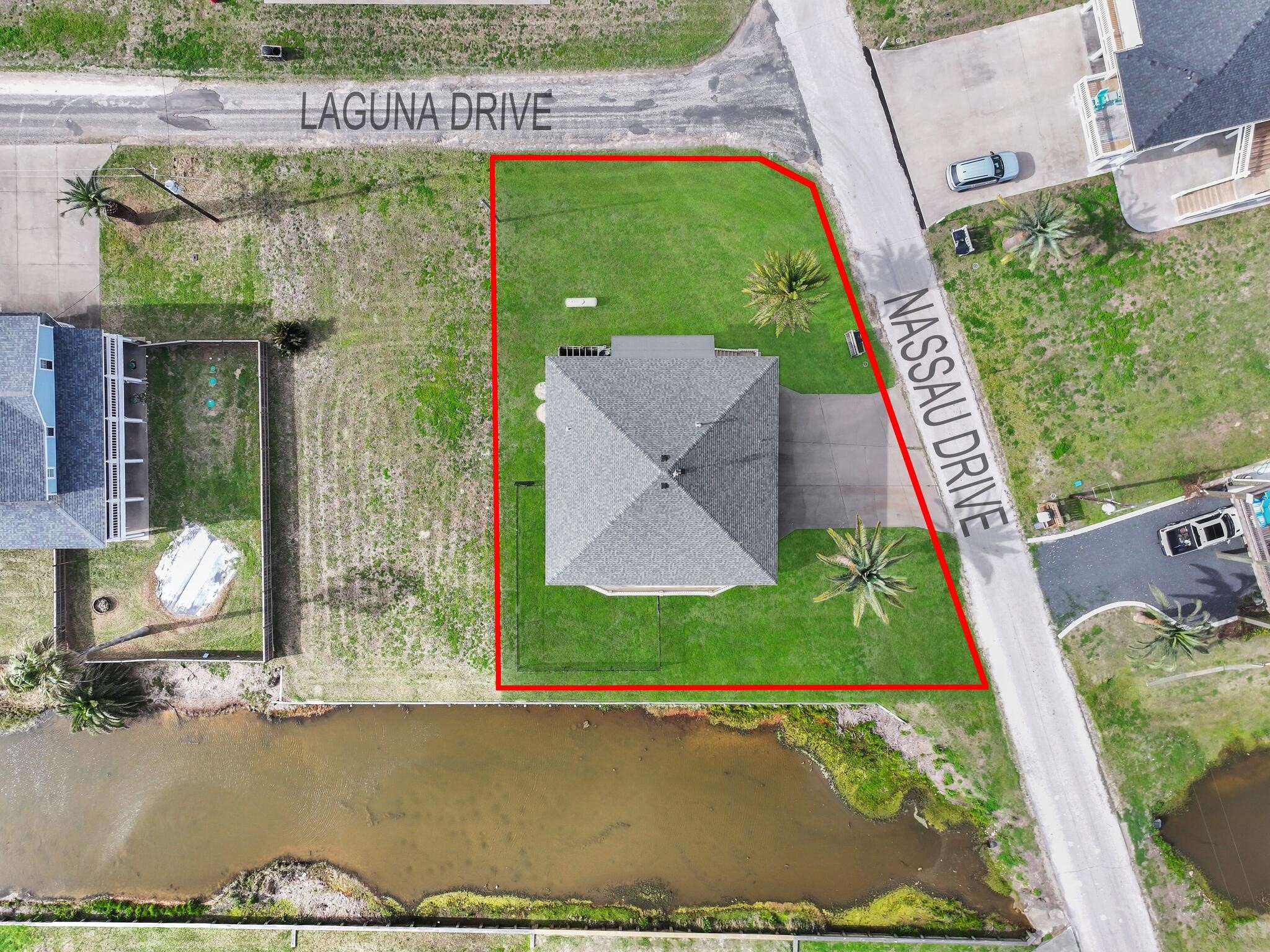2946 Laguna Drive Property Photo 5
