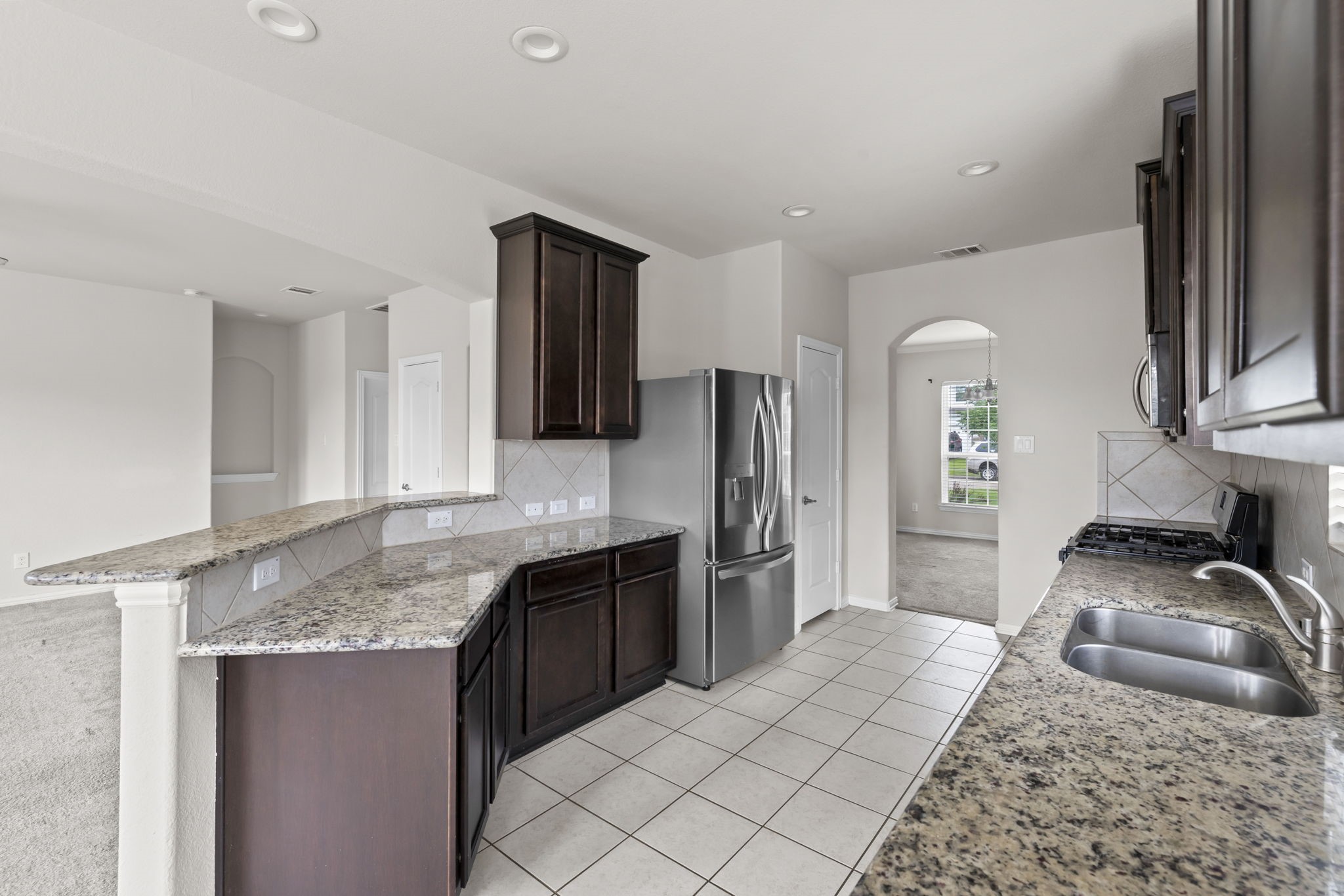 10015 Chase Court Property Photo 3