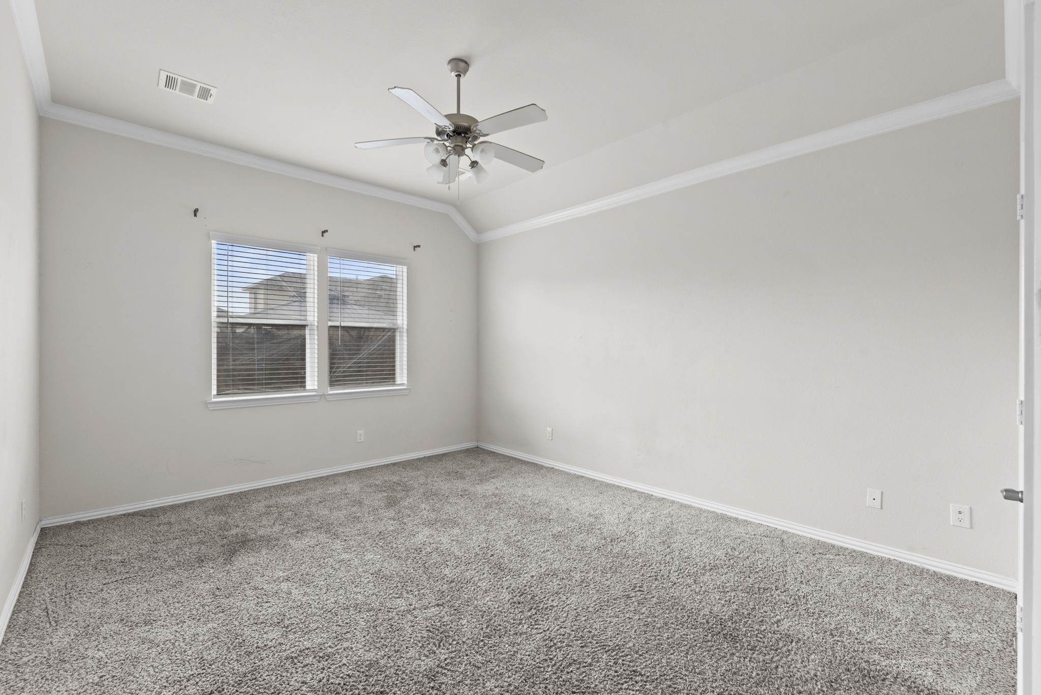 10015 Chase Court Property Photo 10