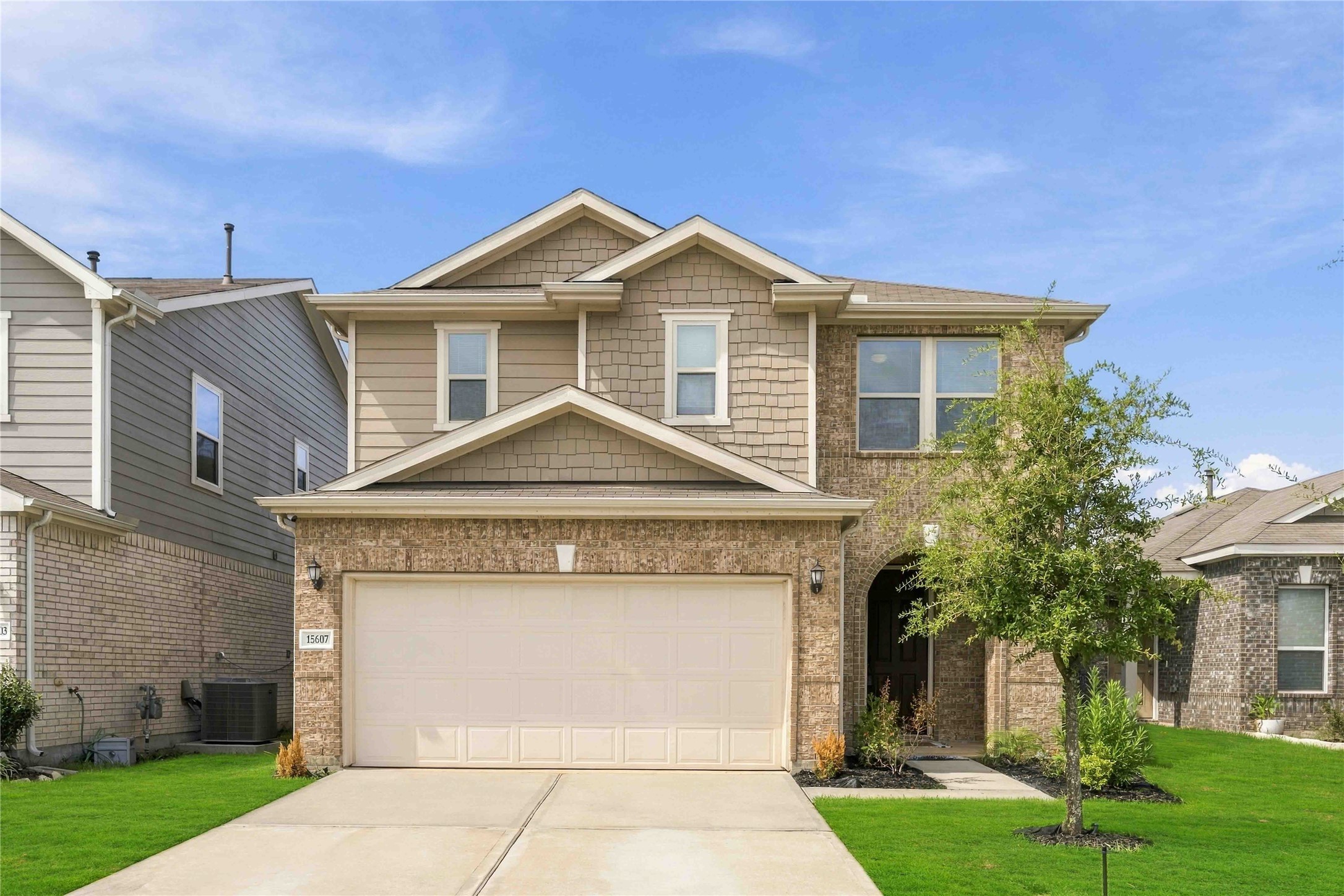 15607 Pennfield Point Court Property Photo 1