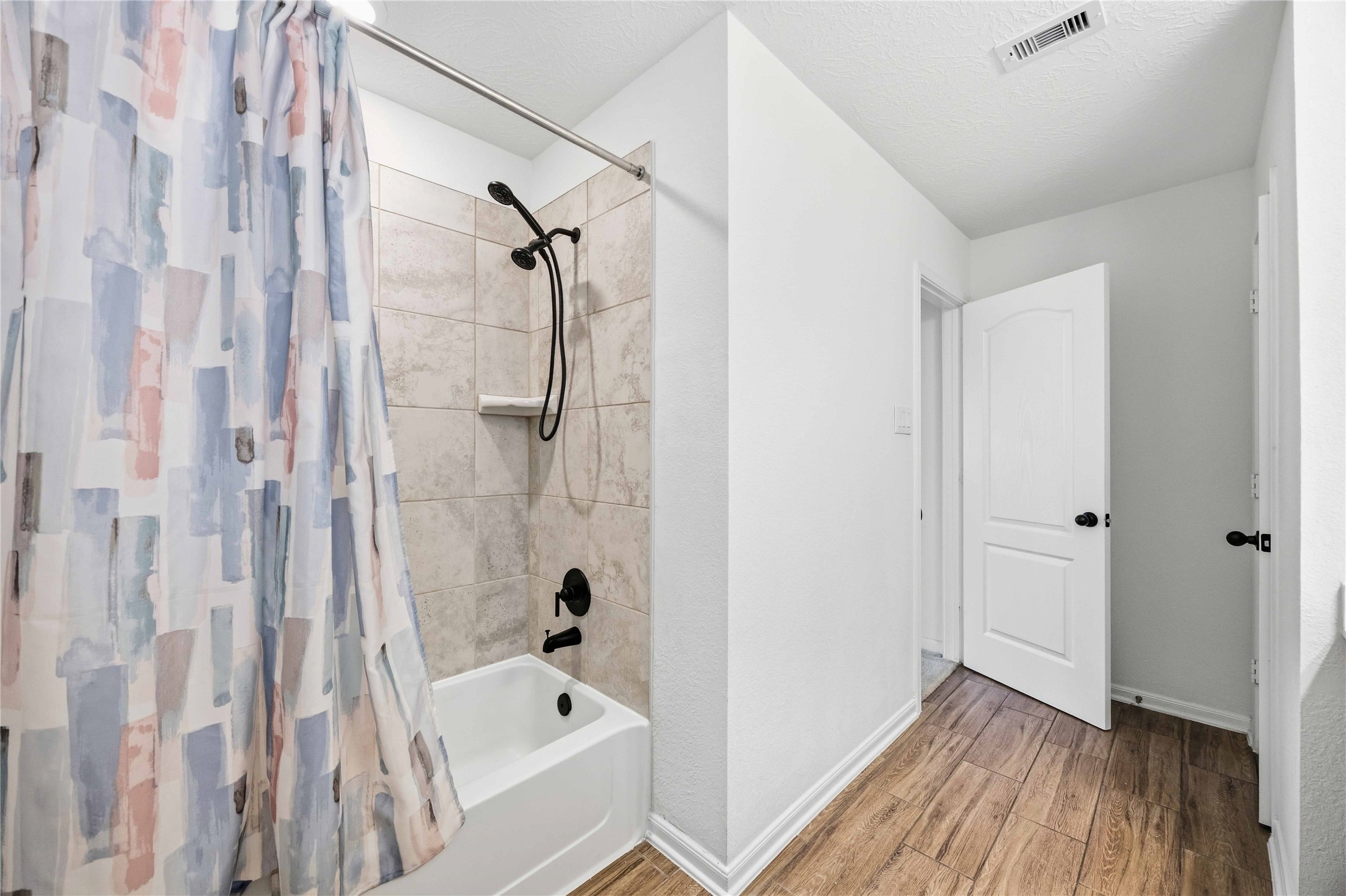 15607 Pennfield Point Court Property Photo 18