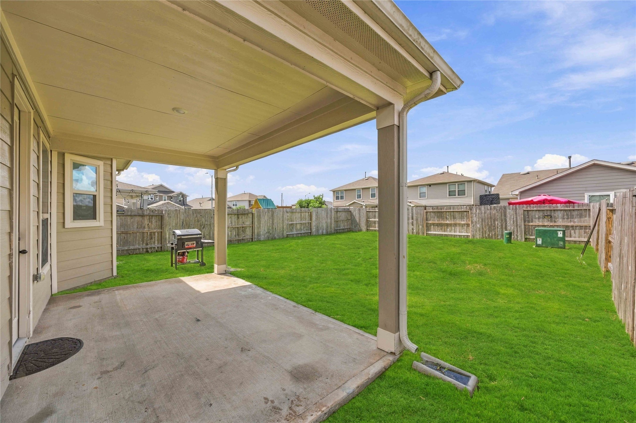 15607 Pennfield Point Court Property Photo 28