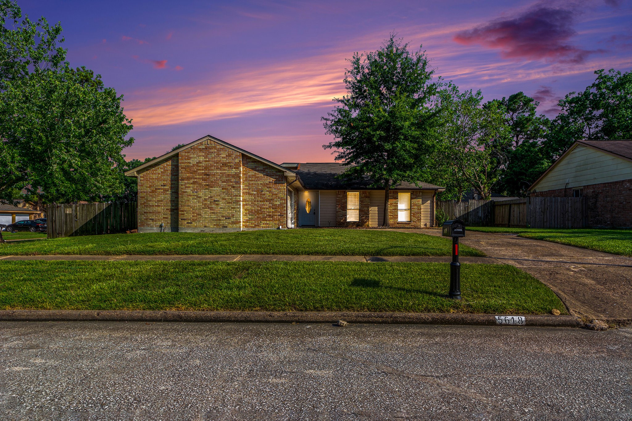5618 Bridgegate Drive Property Photo