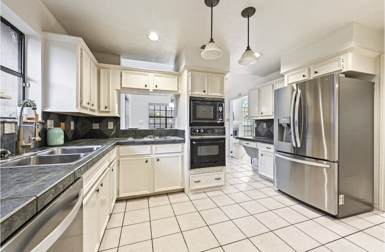7331 W Hearthstone Green Drive Property Photo 4