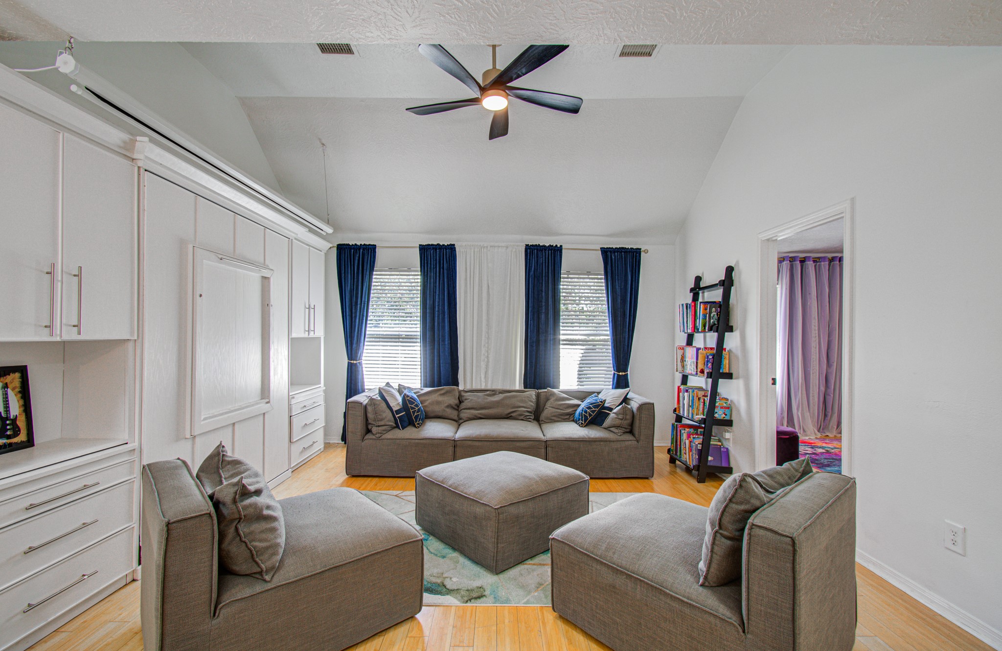 8134 Trophy Place Drive Drive Property Photo 15