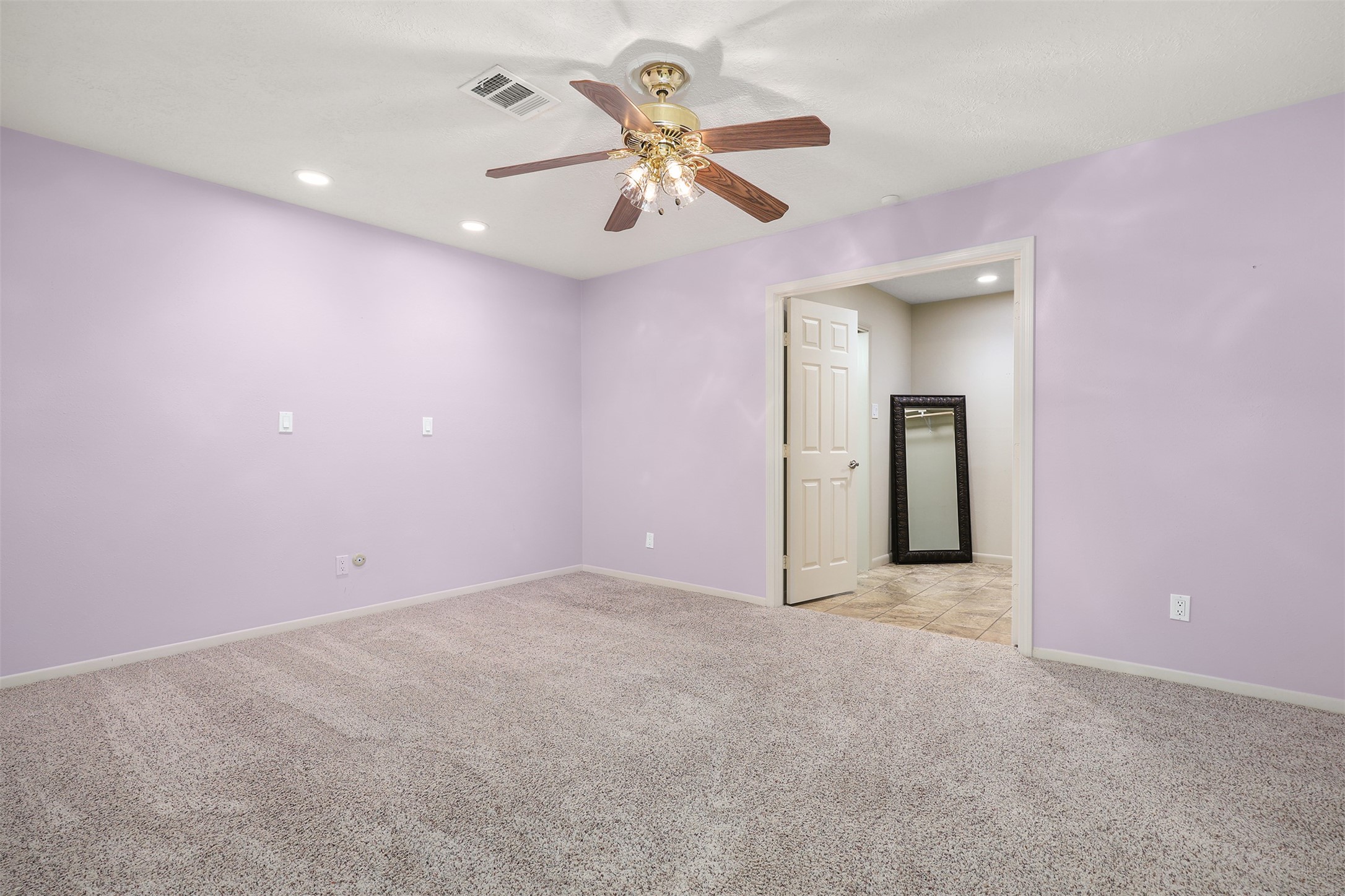 3002 Village Lane Property Photo 25