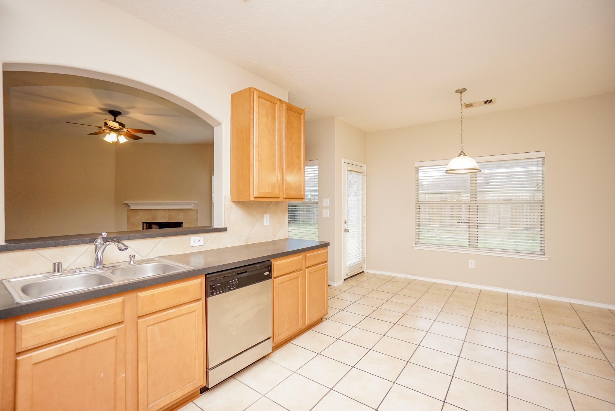 1323 Colonial Manor Drive Property Photo 13