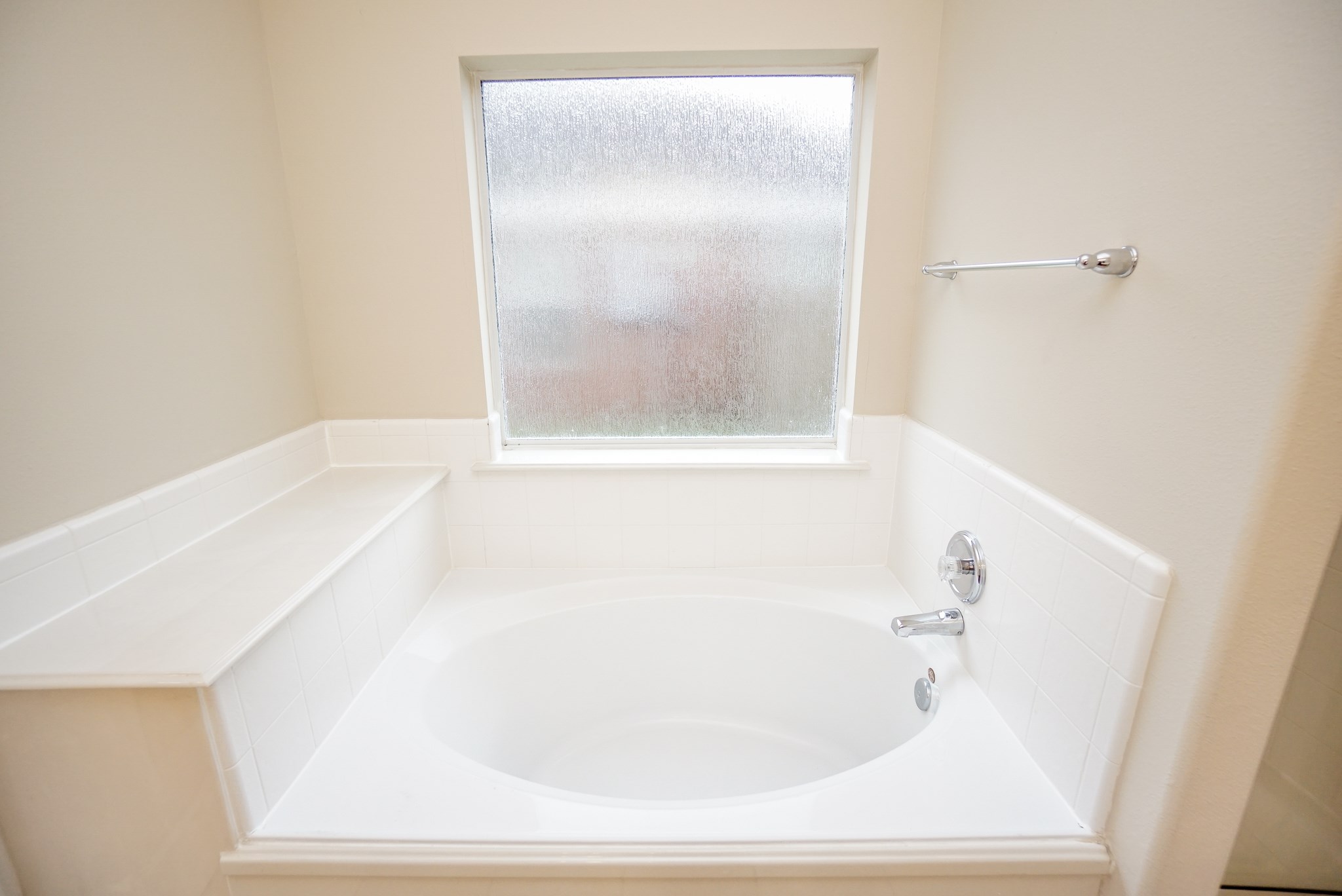 1323 Colonial Manor Drive Property Photo 18