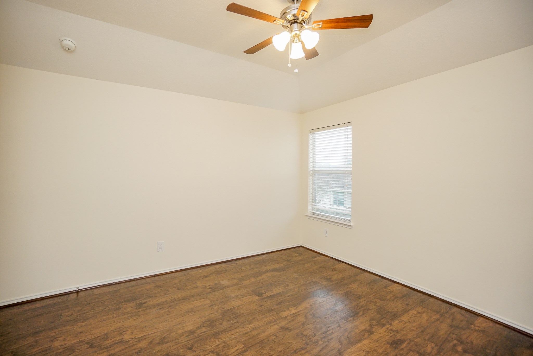 1323 Colonial Manor Drive Property Photo 21