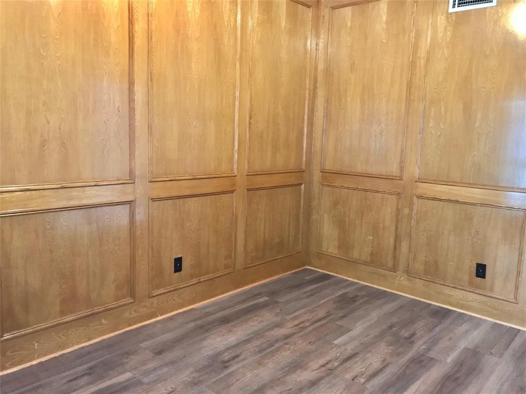 835 Prairie Brook Court Property Photo 6