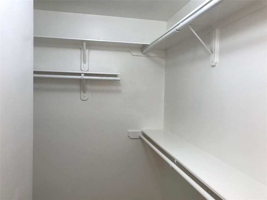 835 Prairie Brook Court Property Photo 20