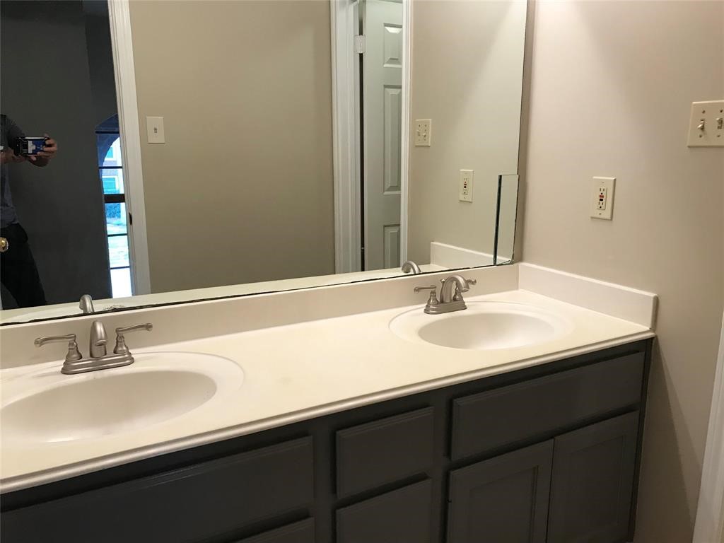 835 Prairie Brook Court Property Photo 25