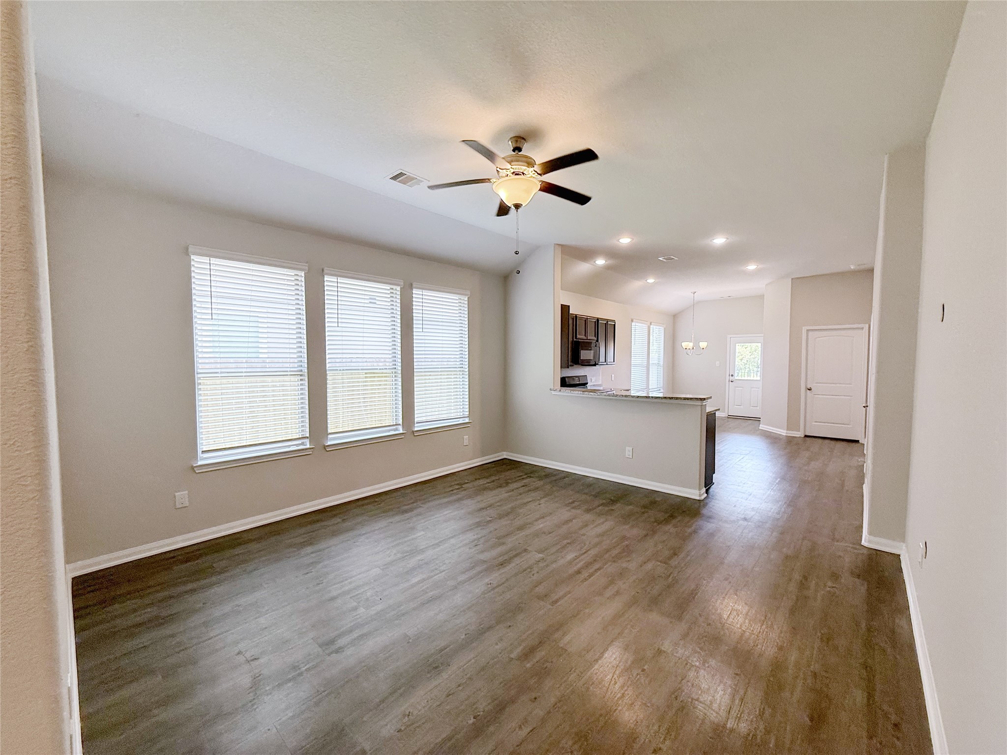 14613 E Pine Heart Drive Property Photo 3