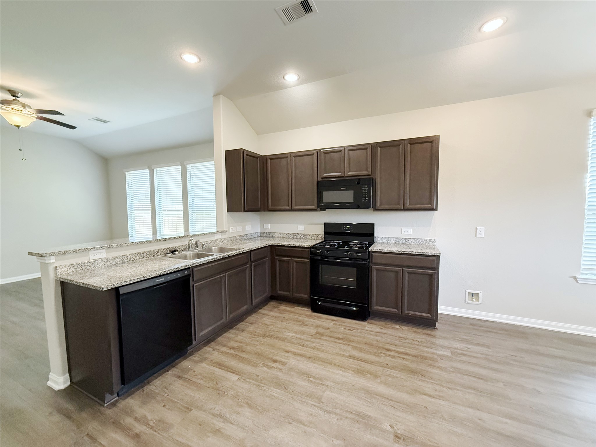 14613 E Pine Heart Drive Property Photo 7