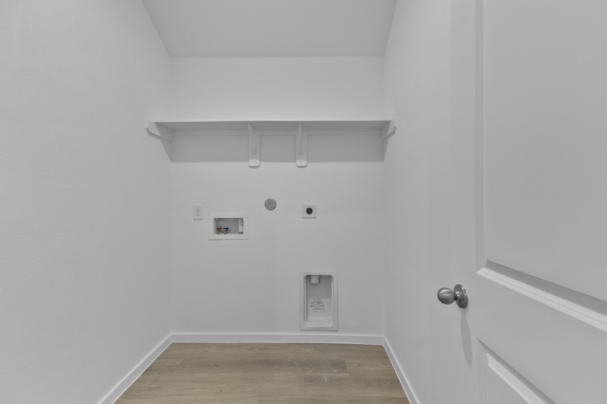 4072 Sun Burst Drive Property Photo 13