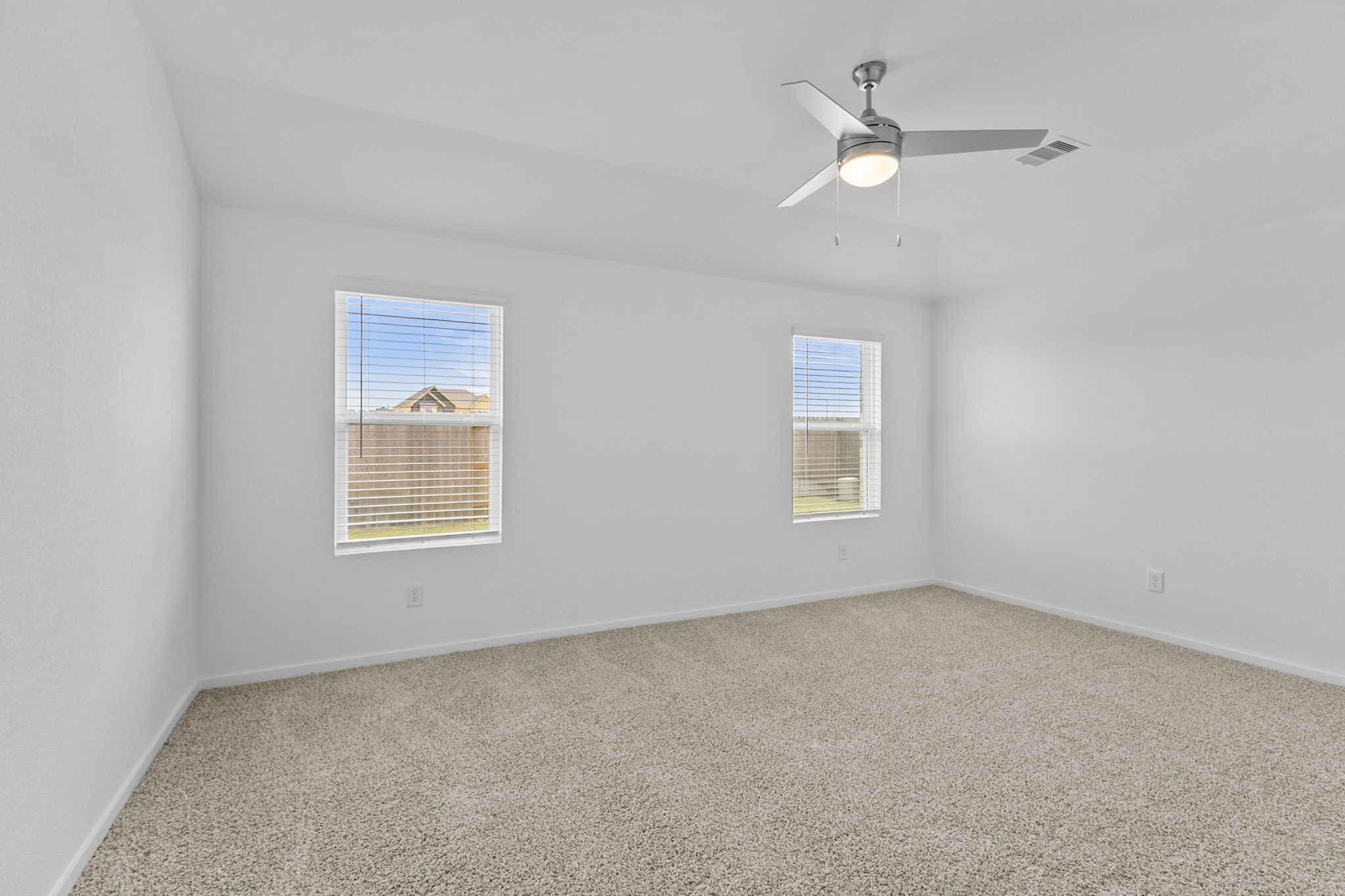 4072 Sun Burst Drive Property Photo 14