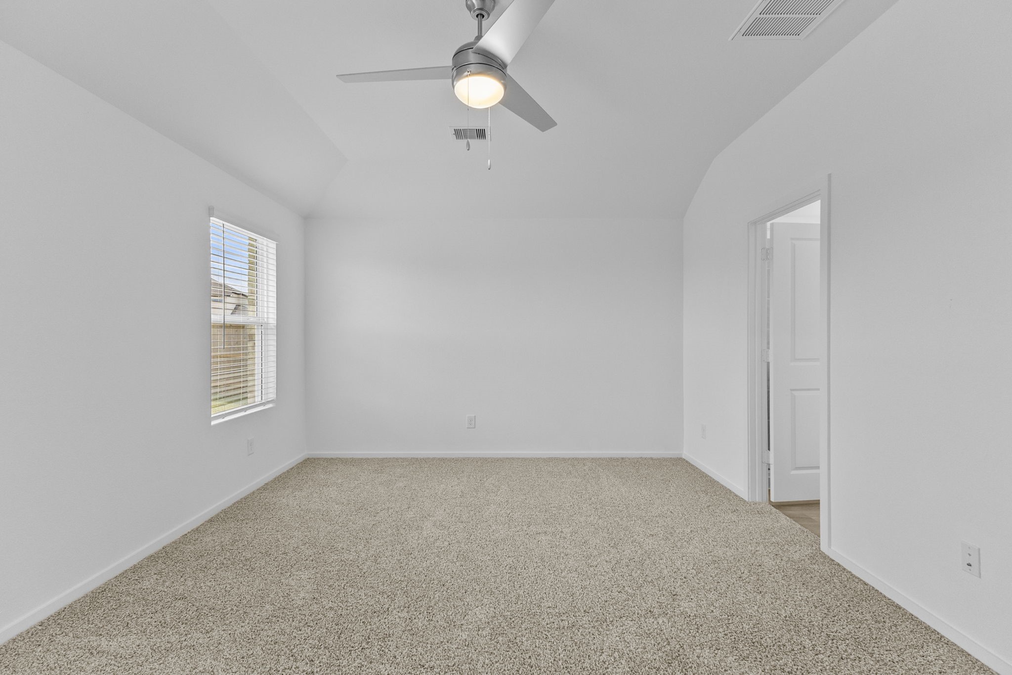 4072 Sun Burst Drive Property Photo 15