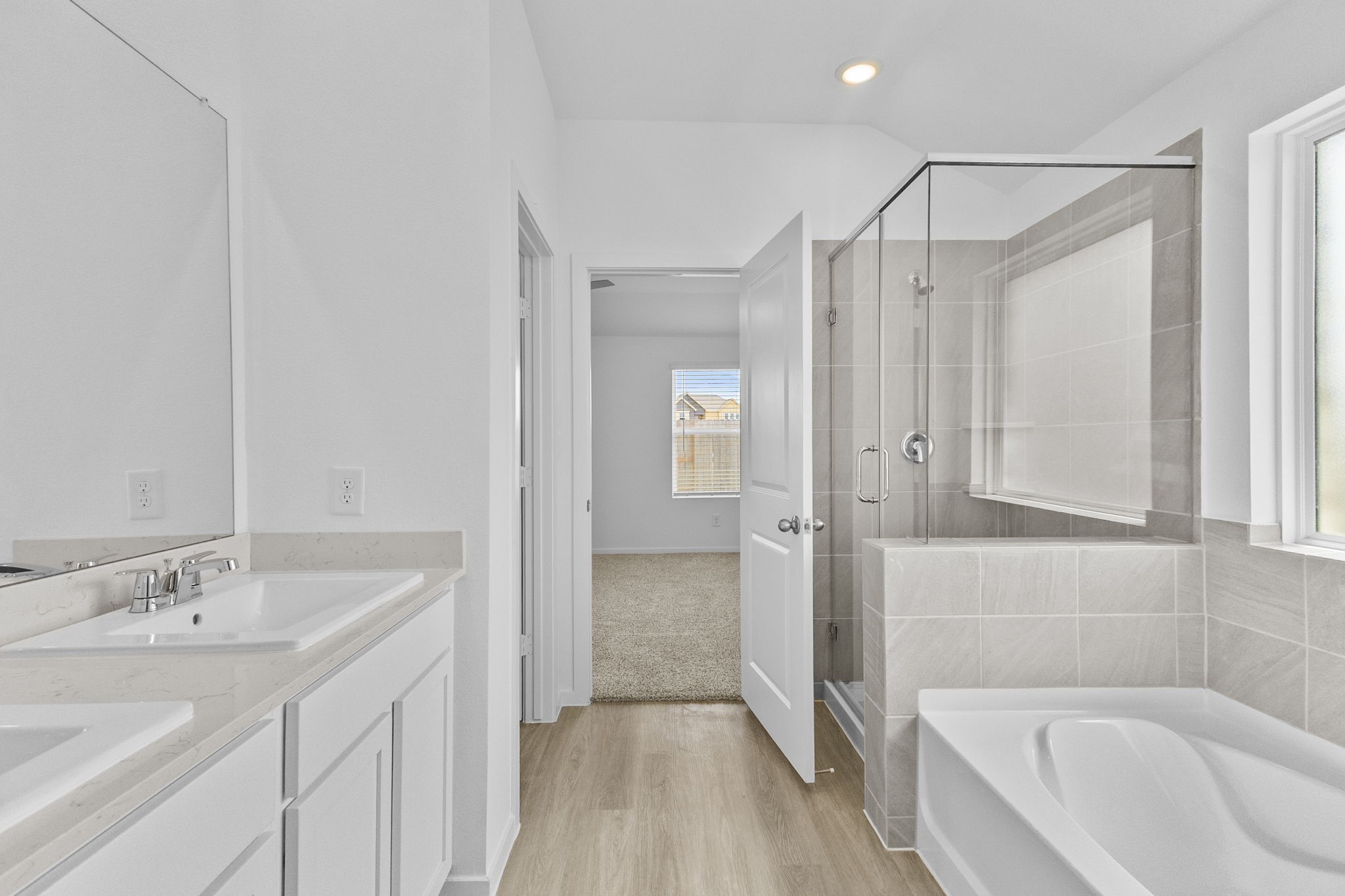 4072 Sun Burst Drive Property Photo 18