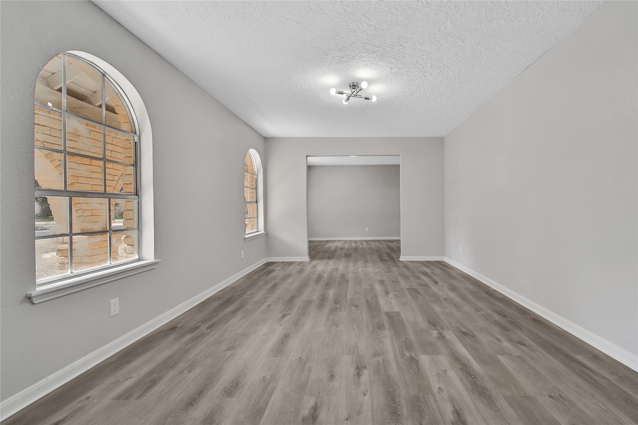 13426 Balcrest Drive Property Photo 3
