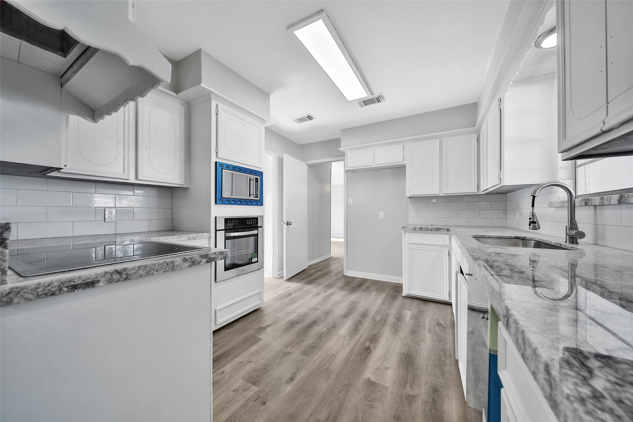 13426 Balcrest Drive Property Photo 10