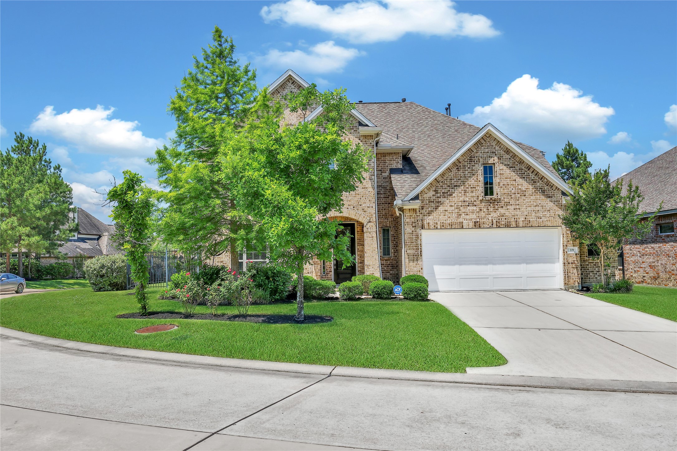 19 N Wheatleigh Drive Property Photo