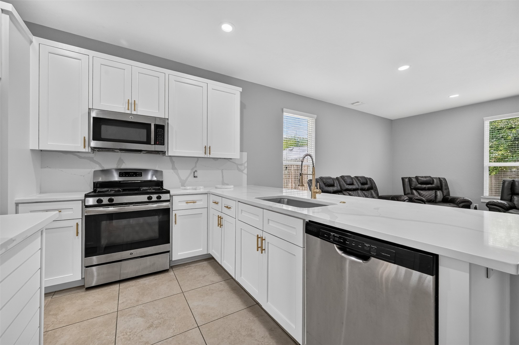 14511 Painted Sands Trail Property Photo 8