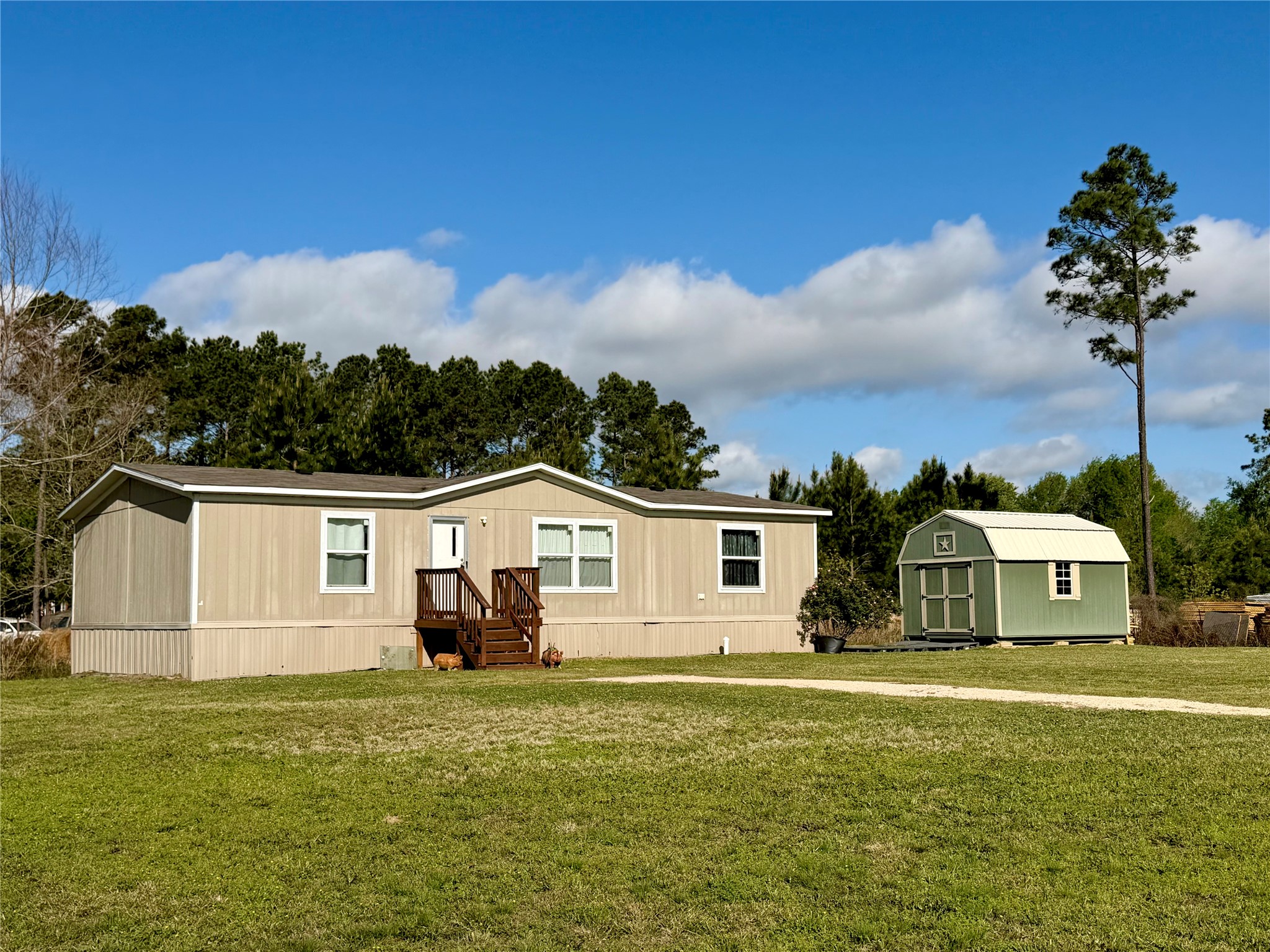 277 County Road 5010 Property Photo 1