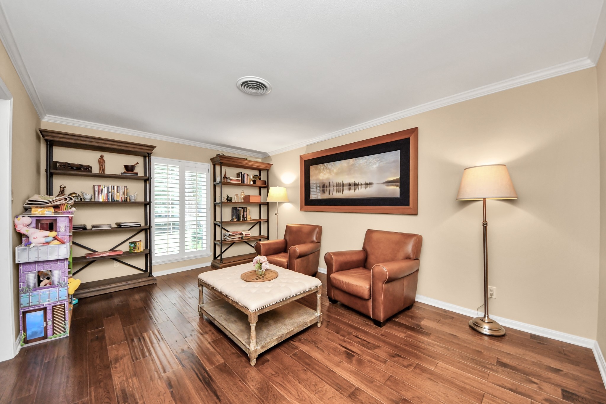 10115 Holly Springs Drive Property Photo 33