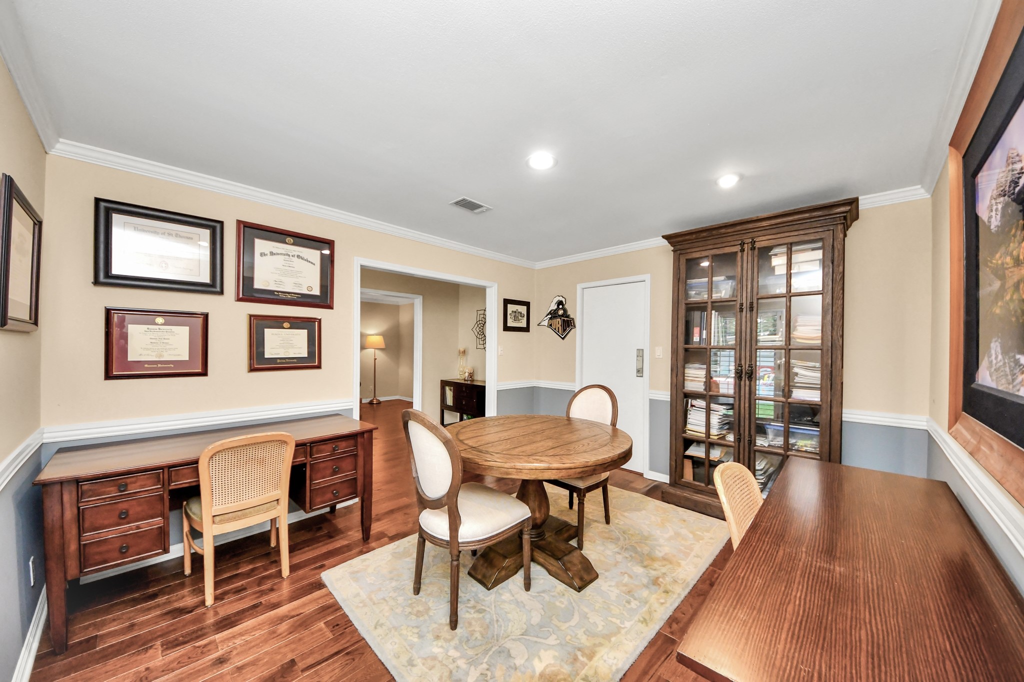 10115 Holly Springs Drive Property Photo 34
