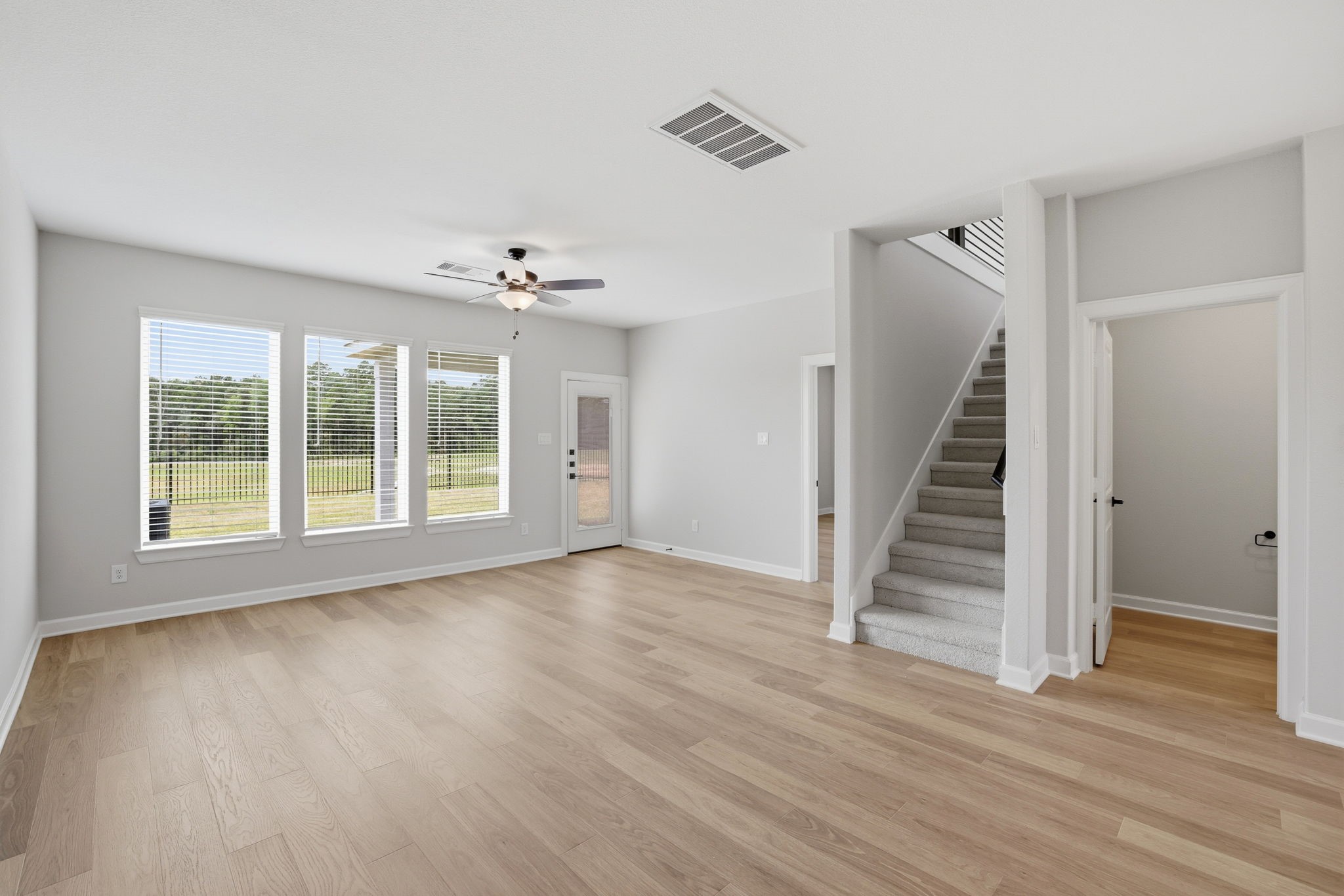 21707 Lavender Falls Drive Property Photo 5