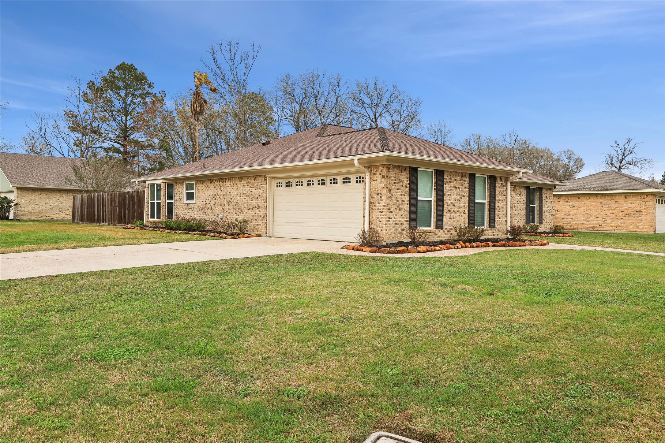12880 Tanoak Drive Property Photo 2