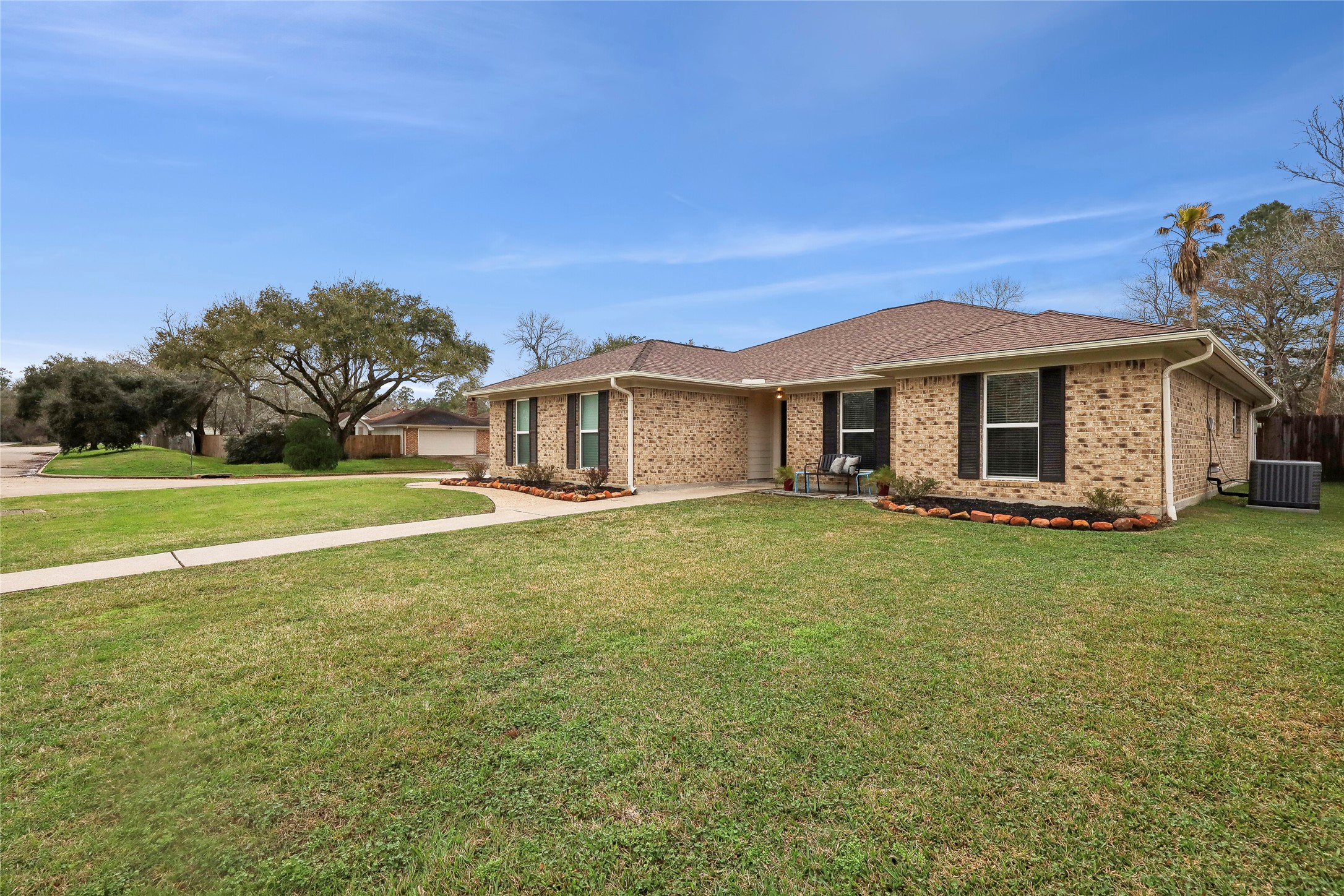 12880 Tanoak Drive Property Photo 3