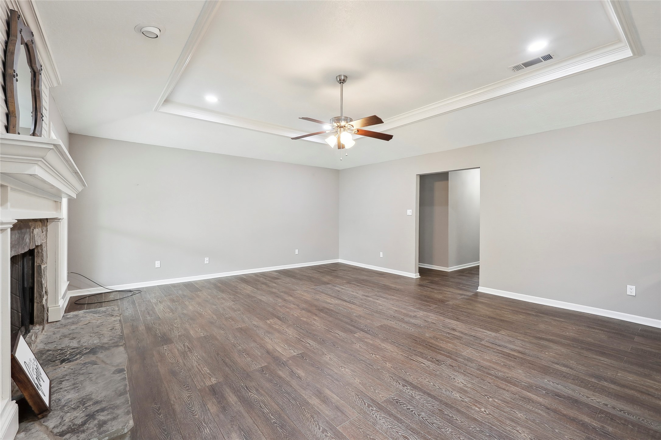 12880 Tanoak Drive Property Photo 8