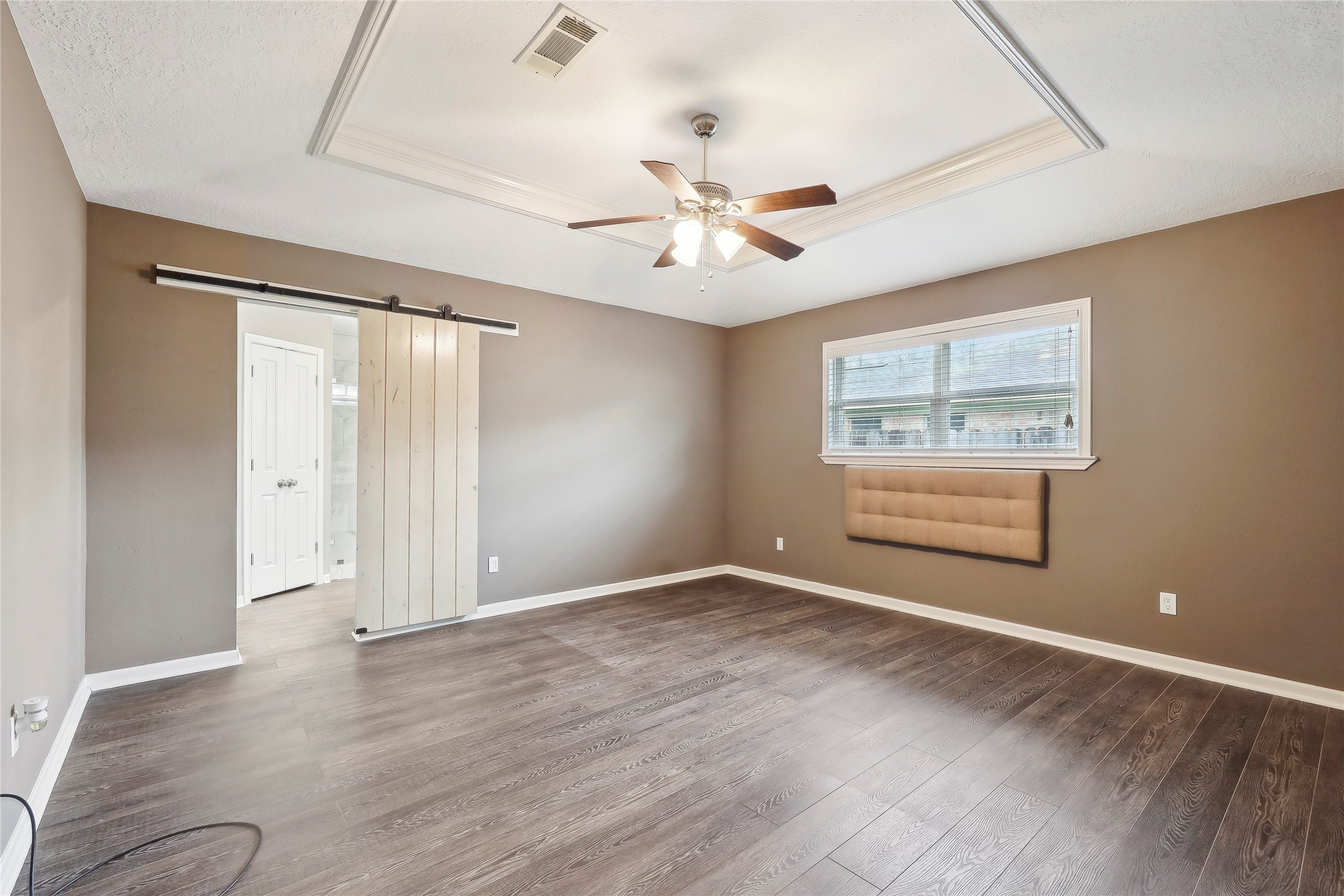 12880 Tanoak Drive Property Photo 18