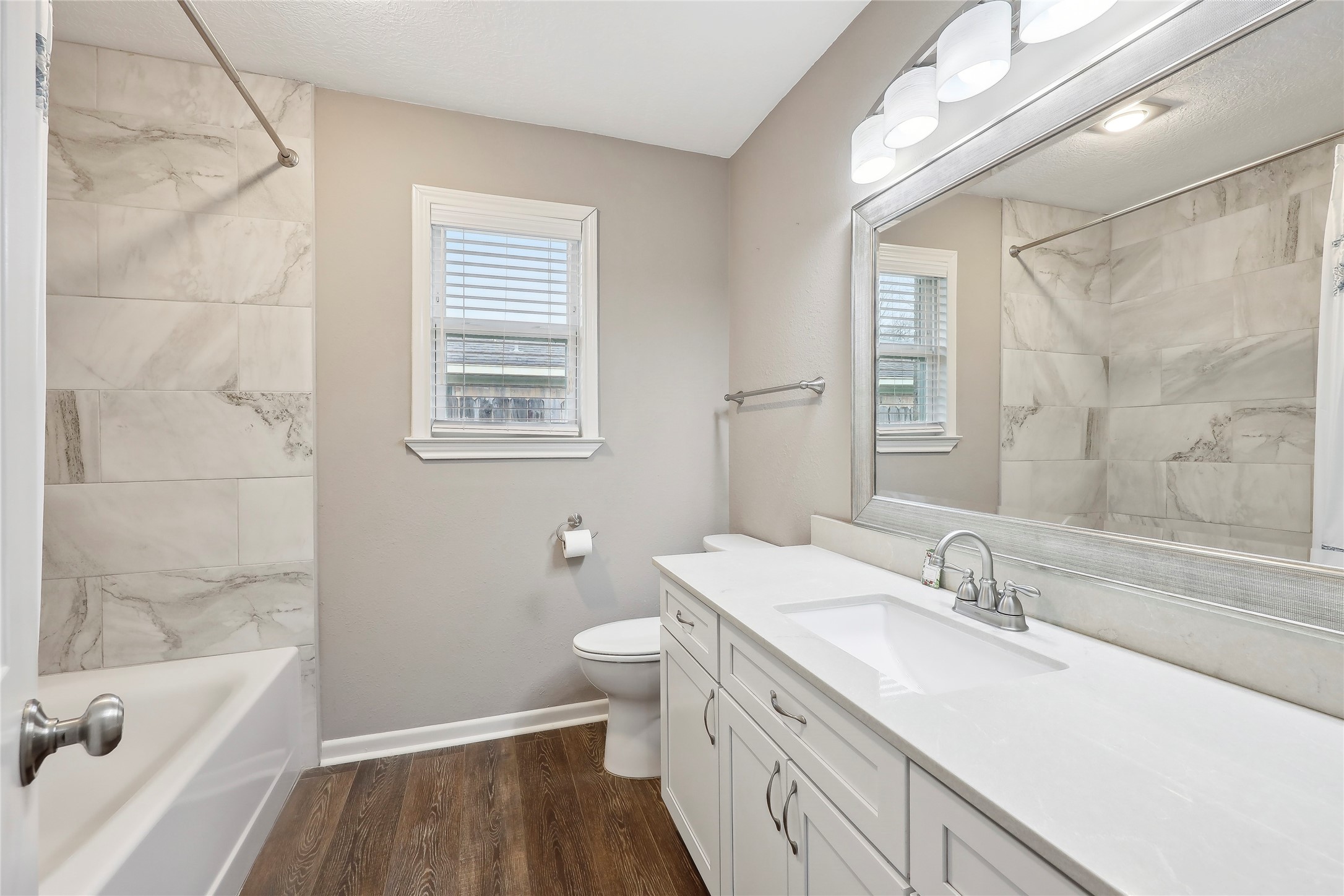 12880 Tanoak Drive Property Photo 26