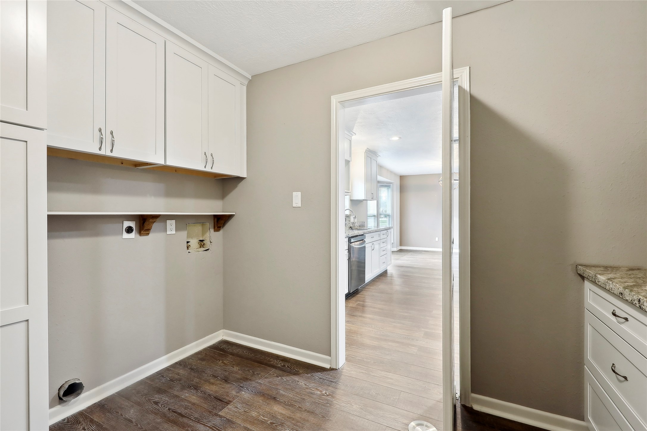 12880 Tanoak Drive Property Photo 28