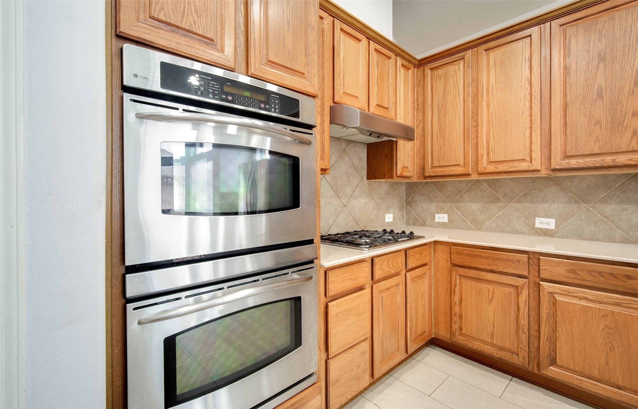 9323 Hillhaven Court Property Photo 10