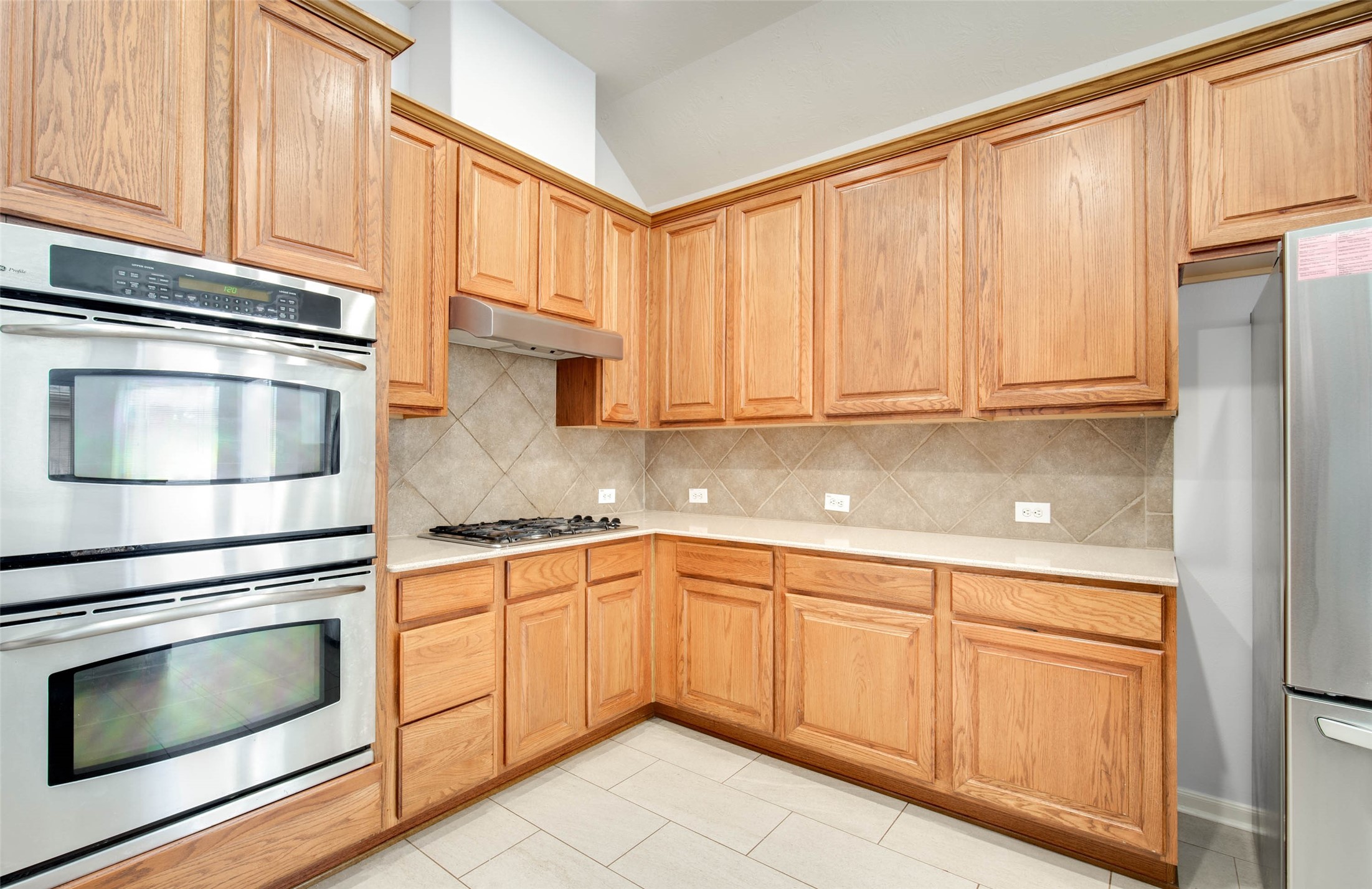 9323 Hillhaven Court Property Photo 11