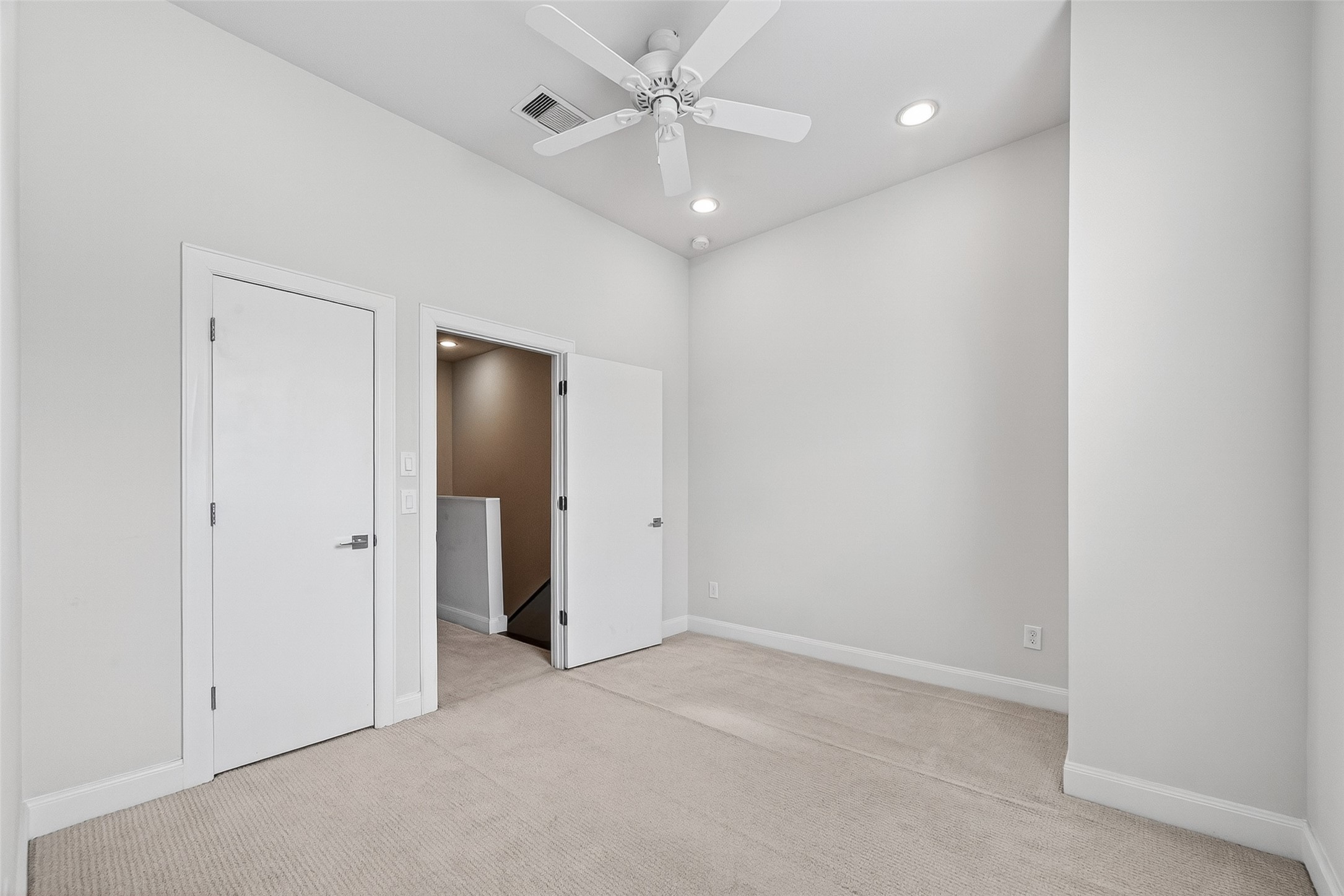 3127 Leeland Street Property Photo 31