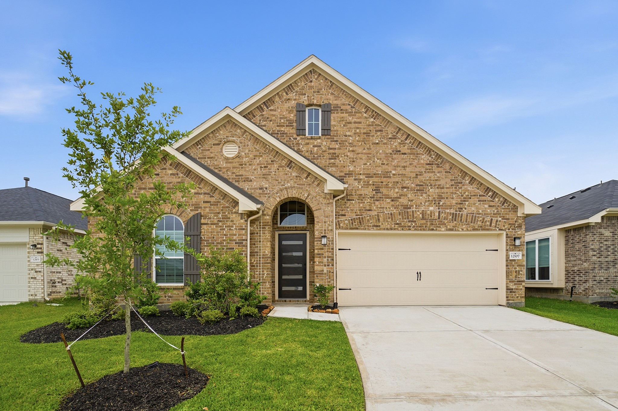 12107 N Wooden Mill Lane N Property Photo 1