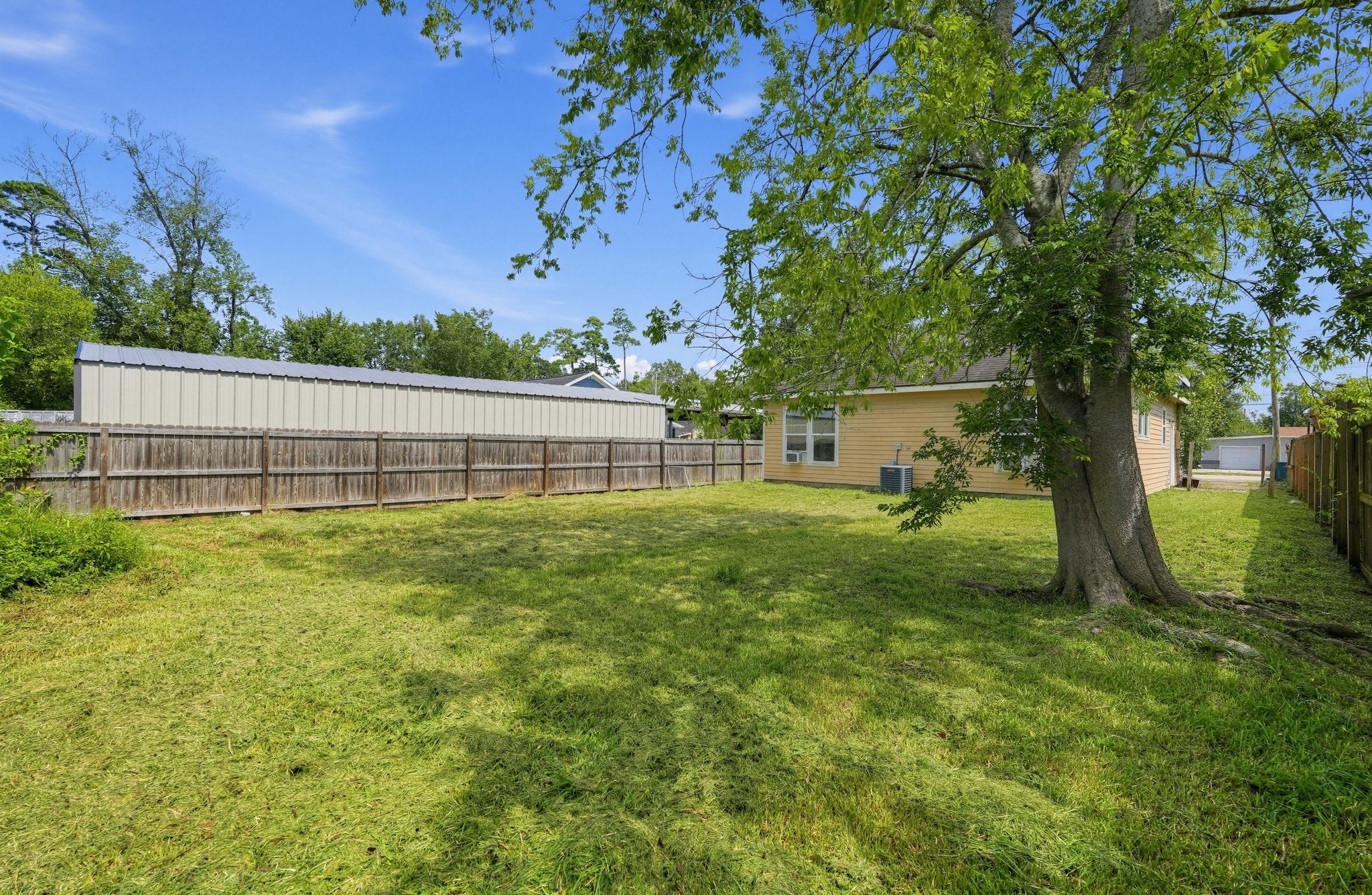 4255 Detroit Street Property Photo 4