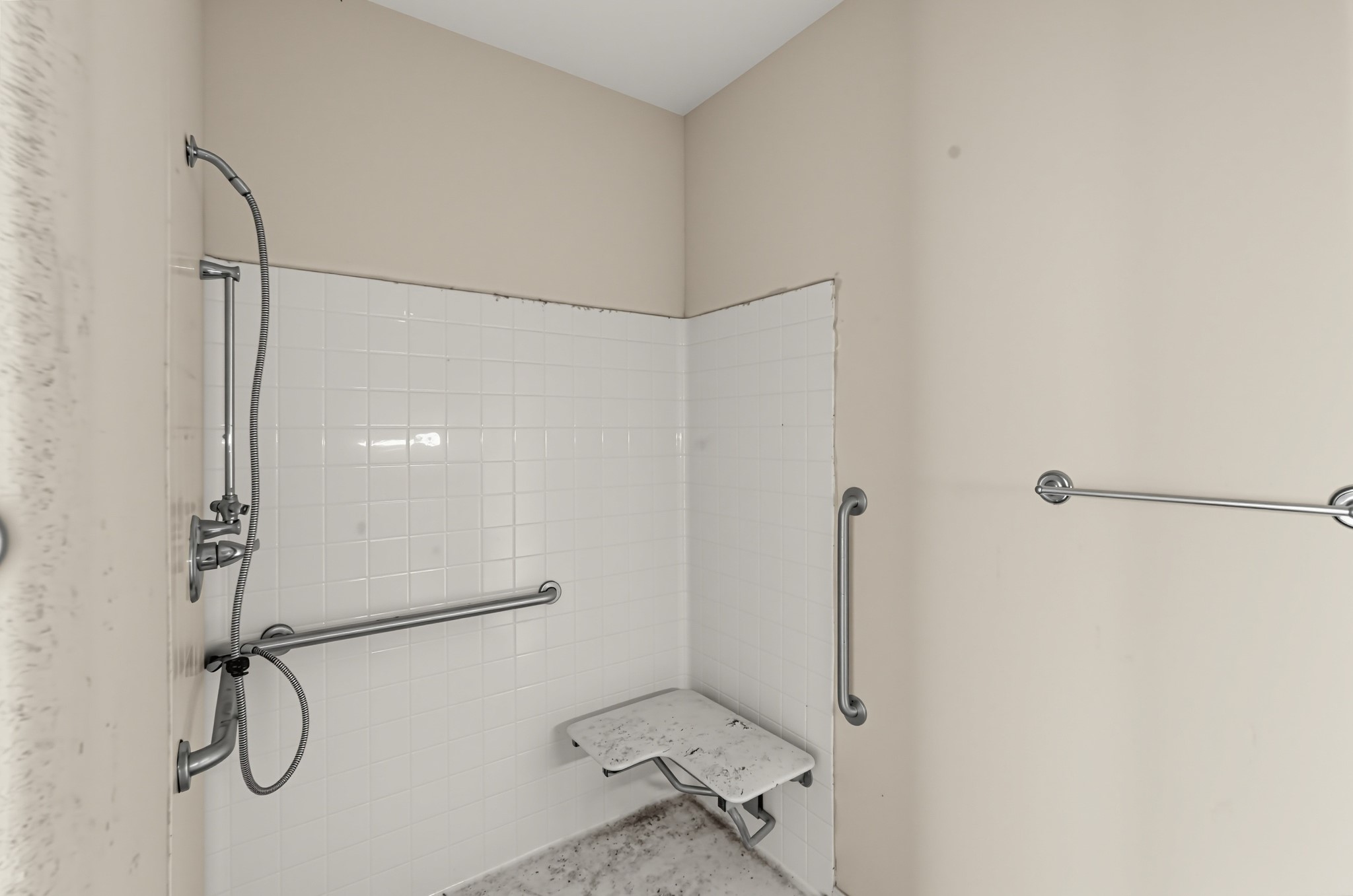 4255 Detroit Street Property Photo 12